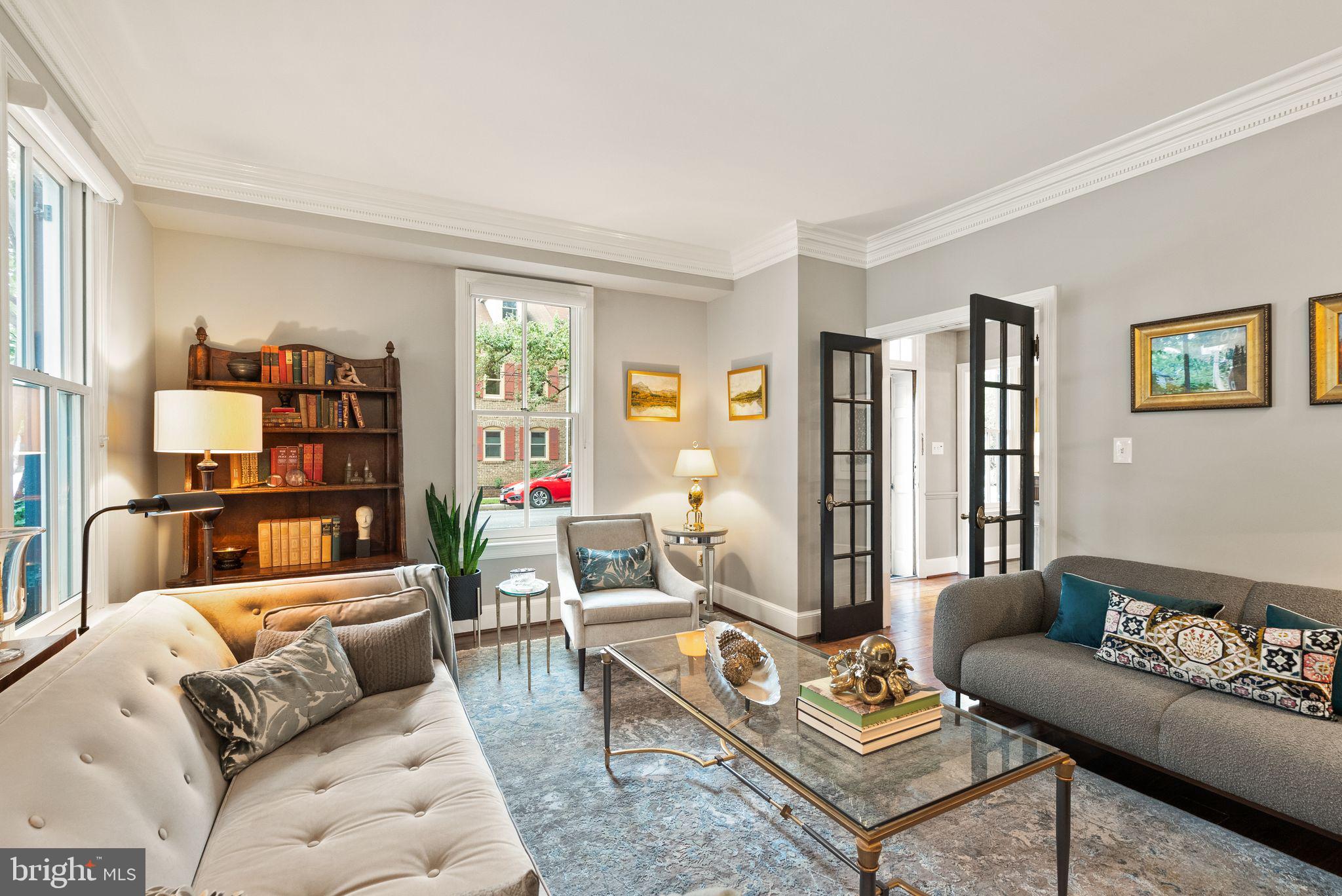 OLD TOWN ALEXANDRIA - Residential