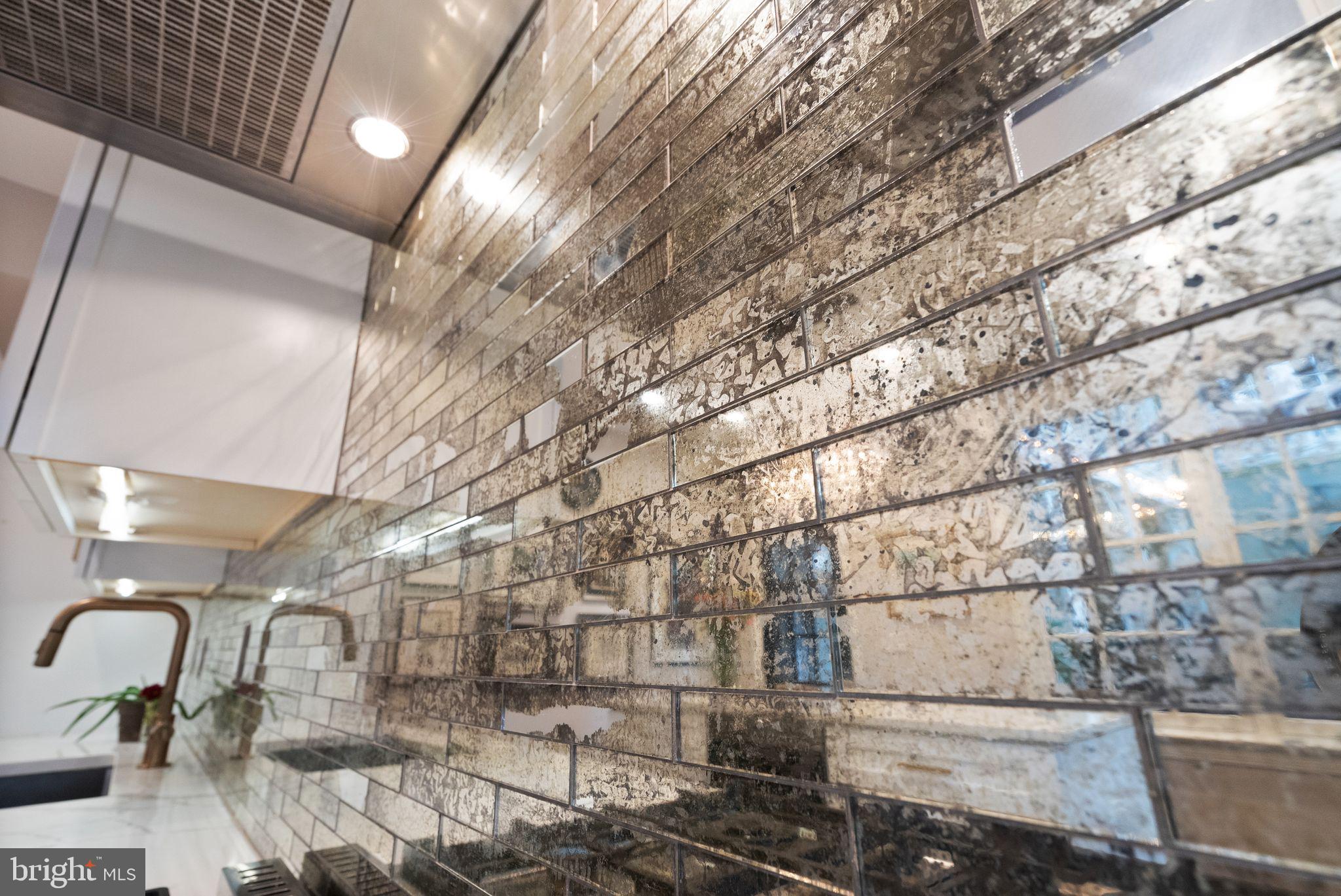 OLD TOWN ALEXANDRIA - Residential