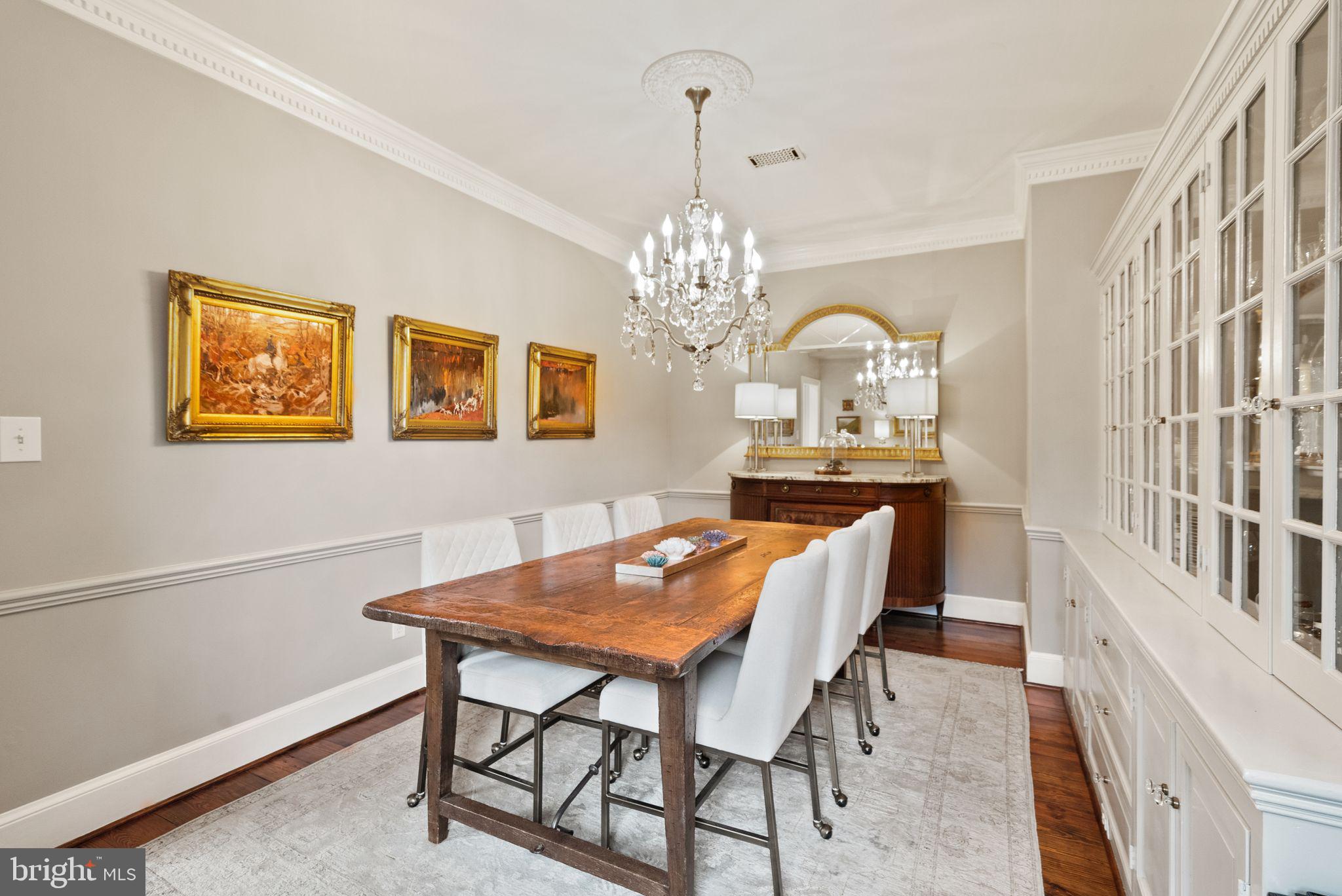 OLD TOWN ALEXANDRIA - Residential