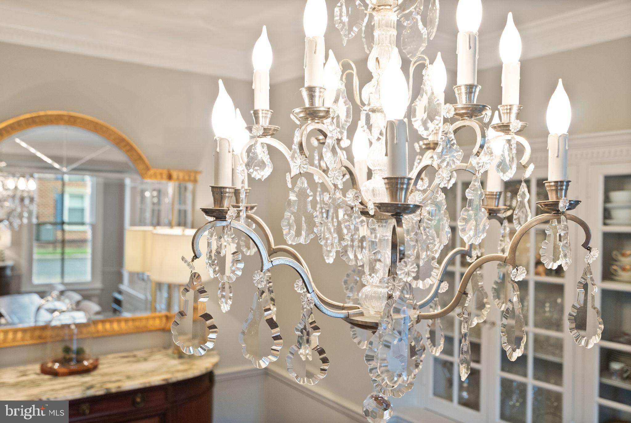 OLD TOWN ALEXANDRIA - Residential