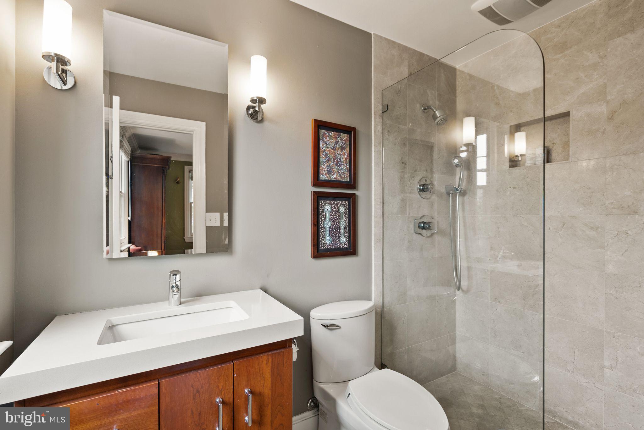 OLD TOWN ALEXANDRIA - Residential