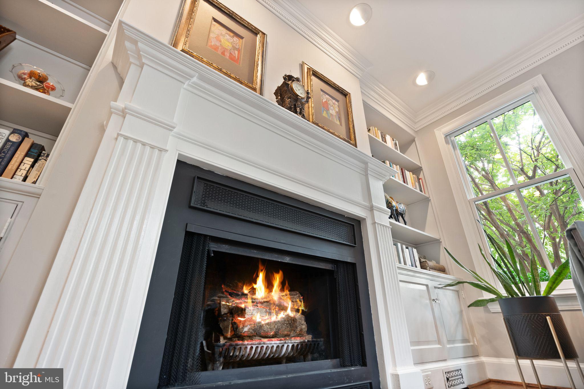 OLD TOWN ALEXANDRIA - Residential