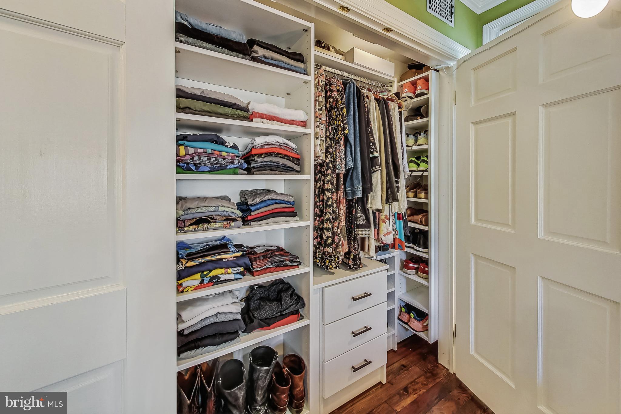 OLD TOWN ALEXANDRIA - Residential