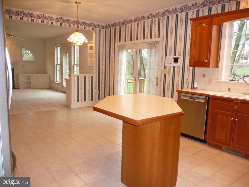 THE MEADOWS - Residential