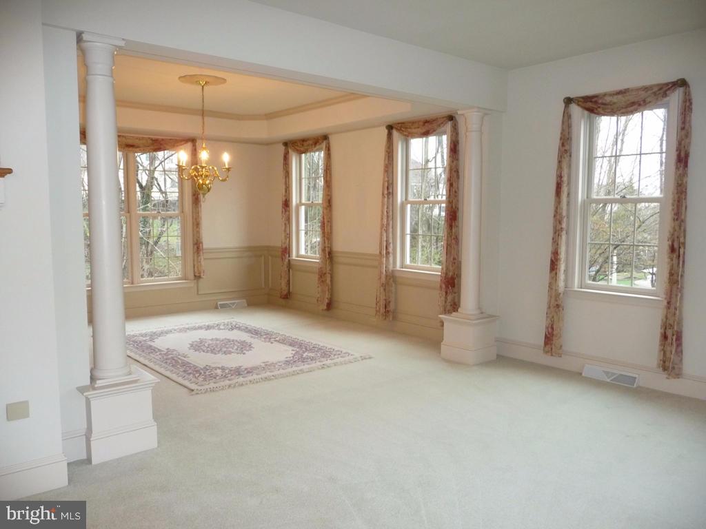 THE MEADOWS - Residential