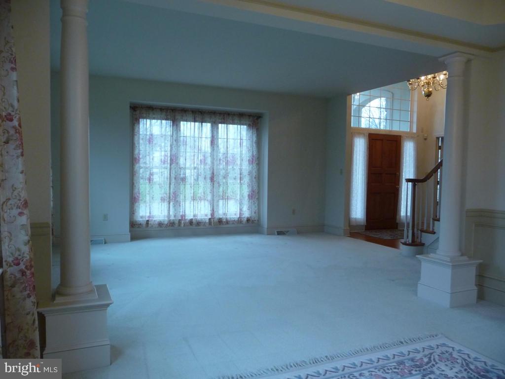 THE MEADOWS - Residential