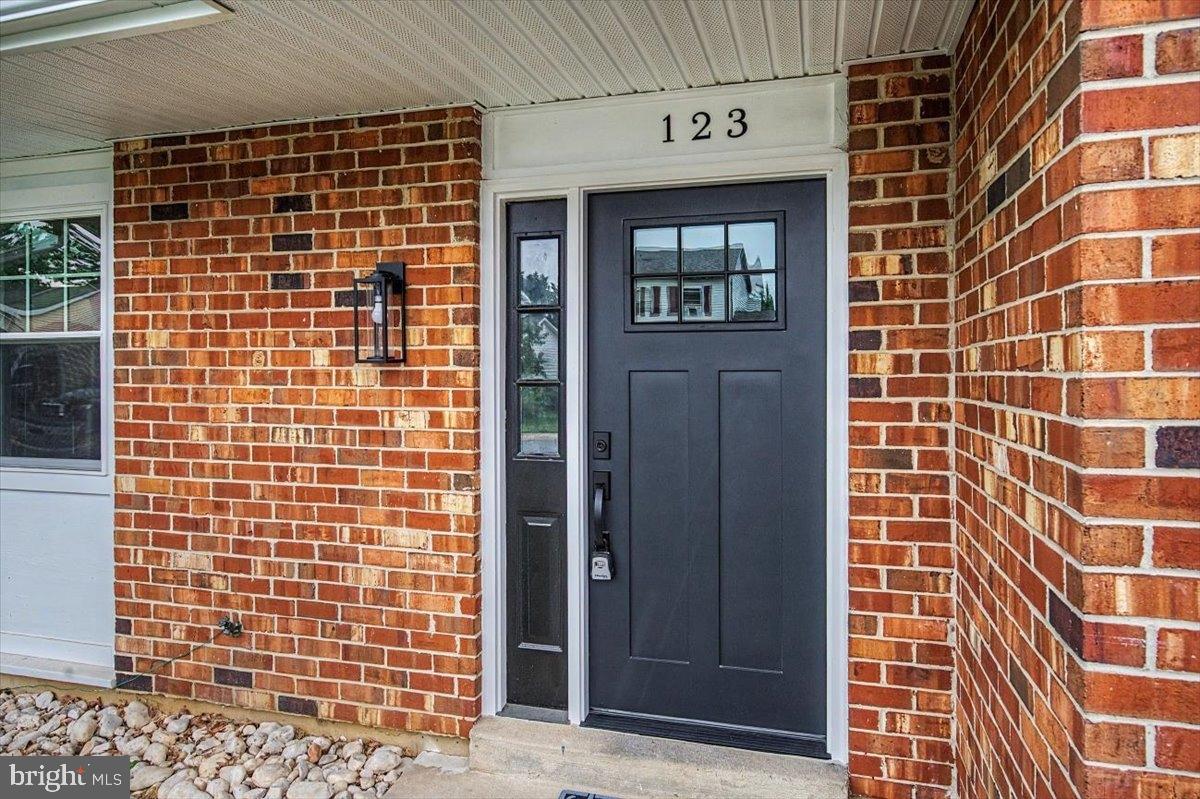 123 CHANNING DRIVE