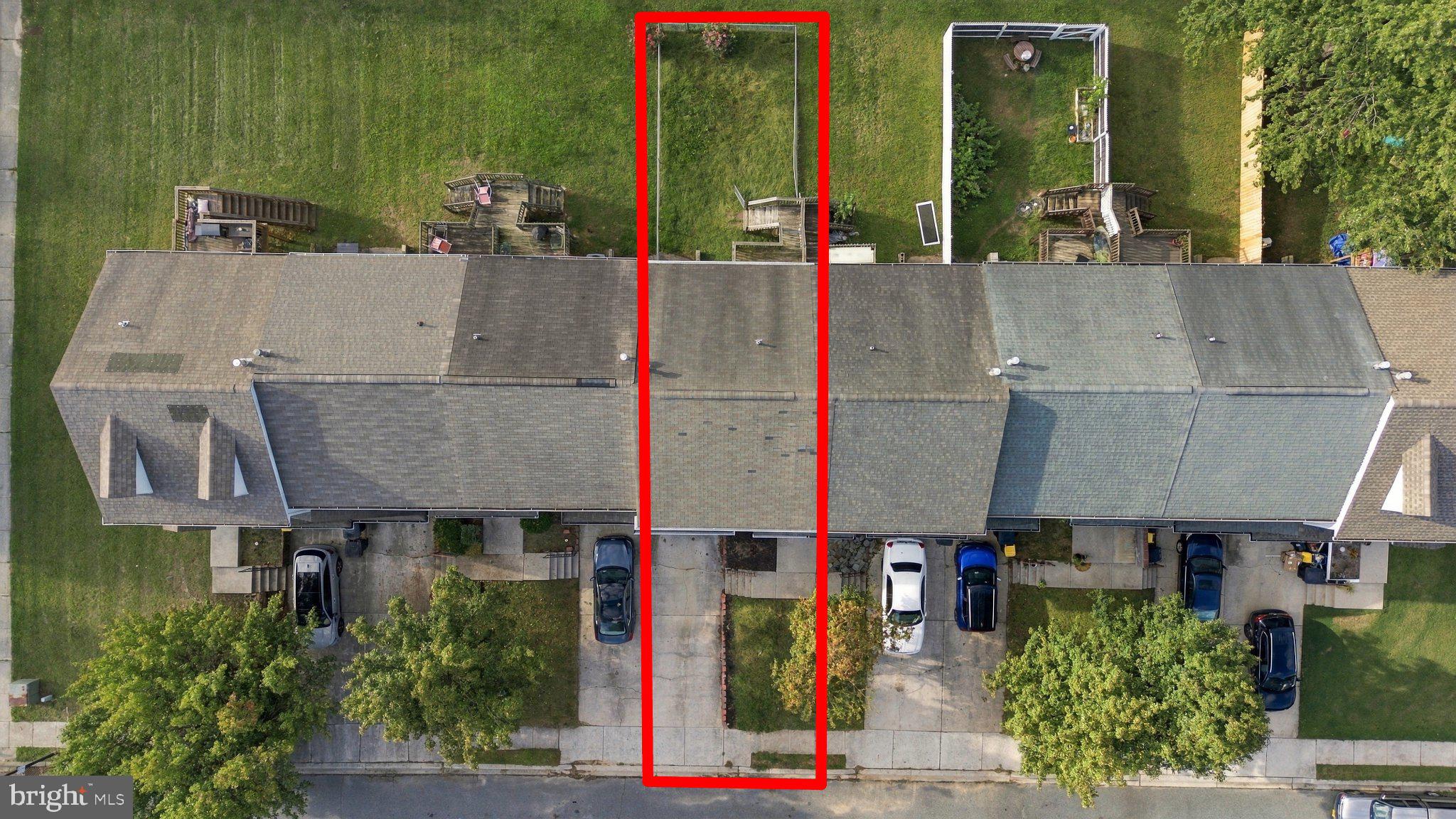 325 CHARRING CROSS DRIVE