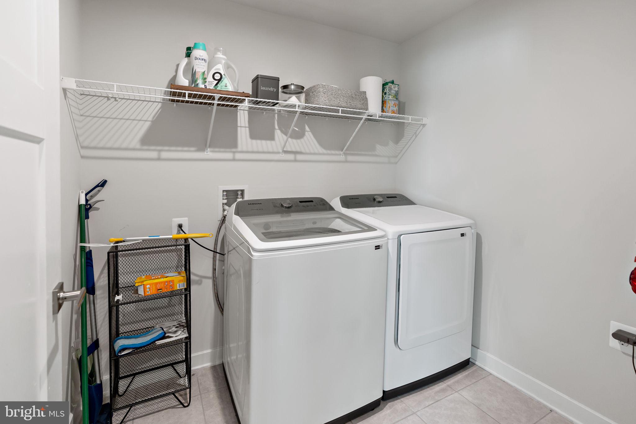 CARDINAL POINTE - Residential