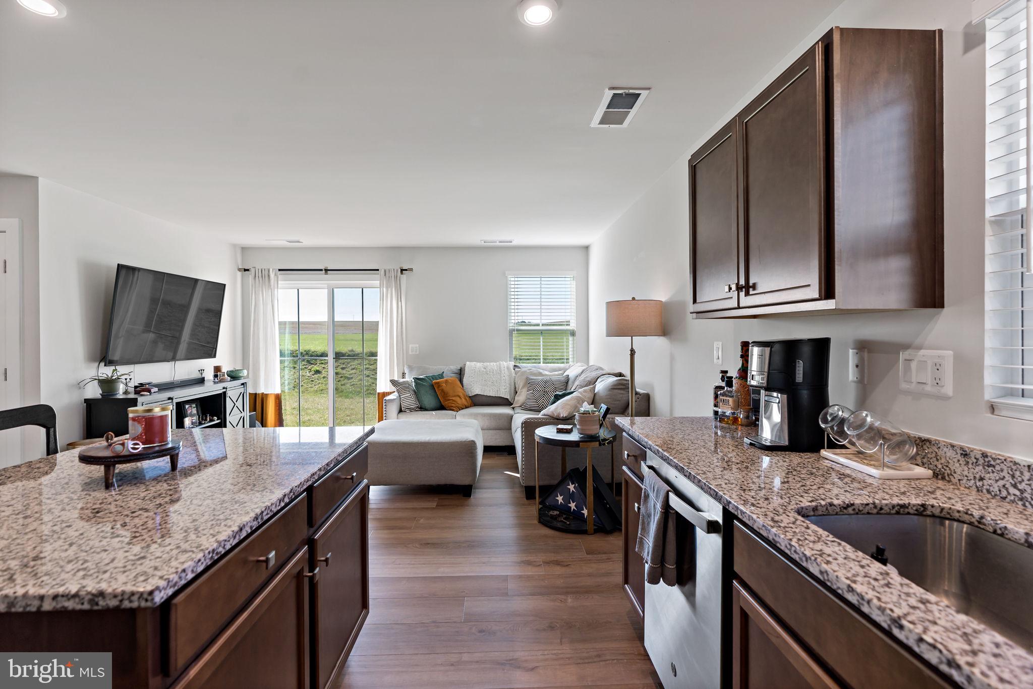 CARDINAL POINTE - Residential