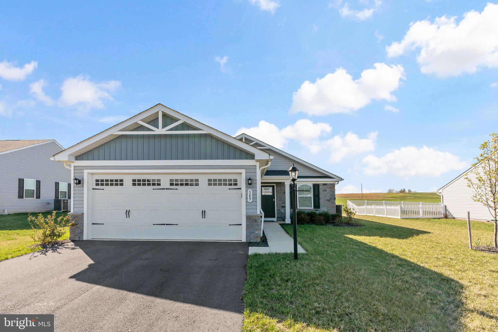 CARDINAL POINTE - Residential