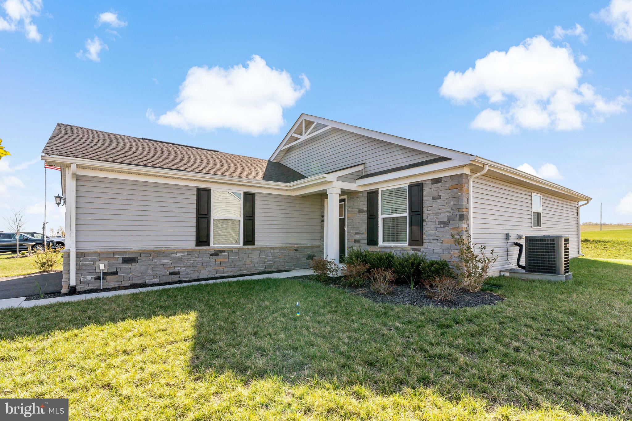 CARDINAL POINTE - Residential