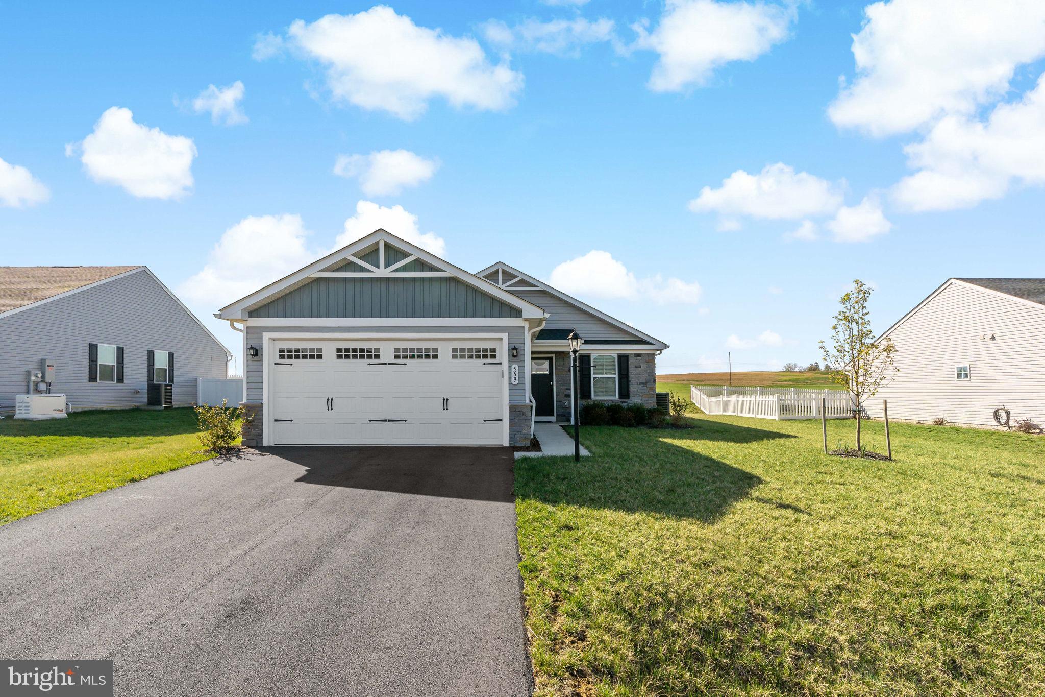 CARDINAL POINTE - Residential