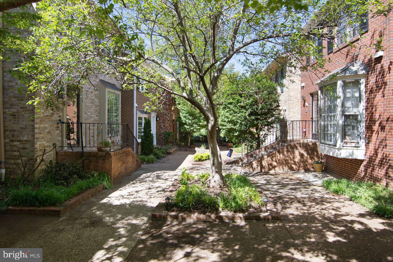 BEAUREGARD HEIGHTS - Residential