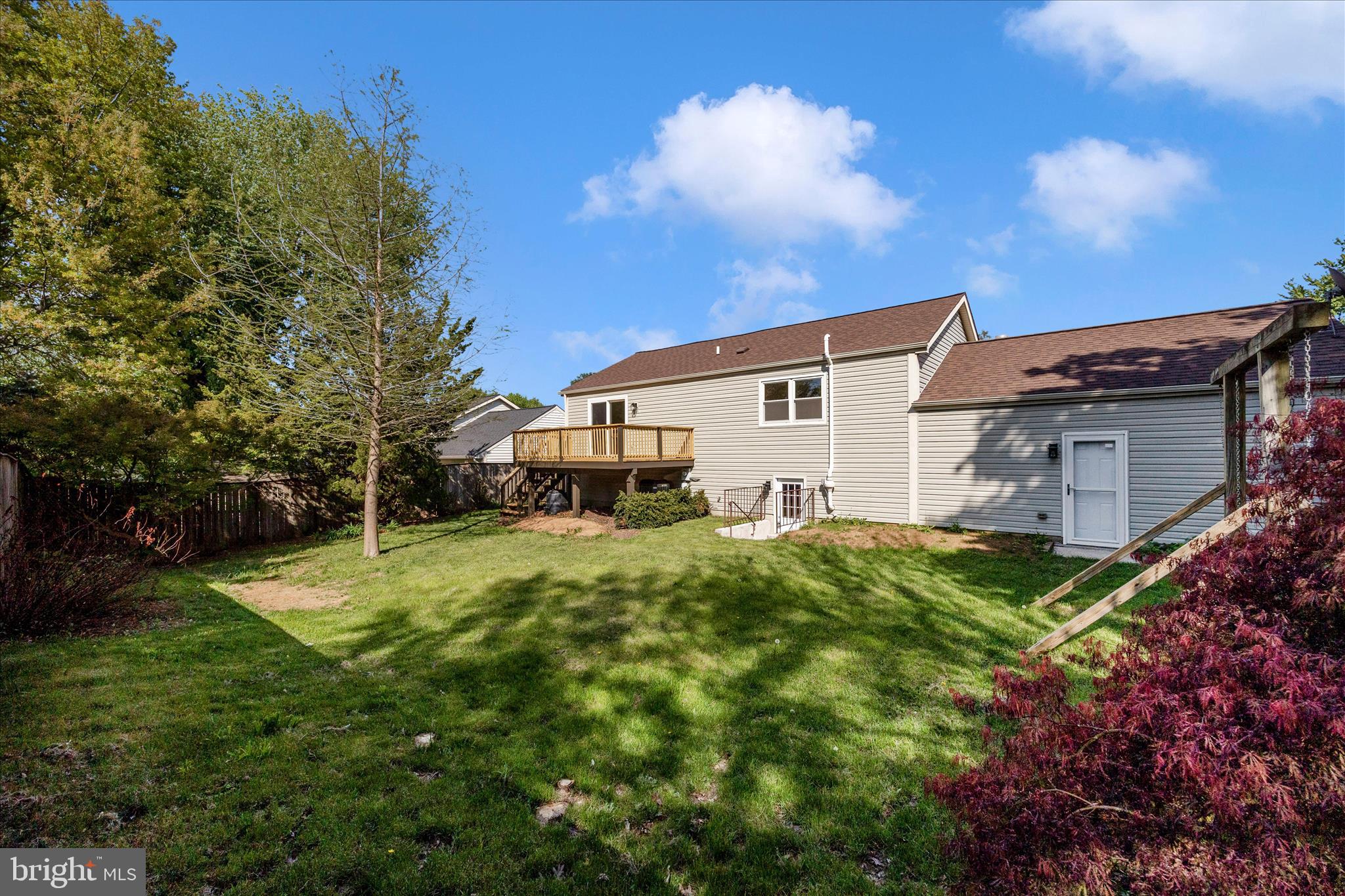 FOUNTAIN ROCK MANOR - Residential