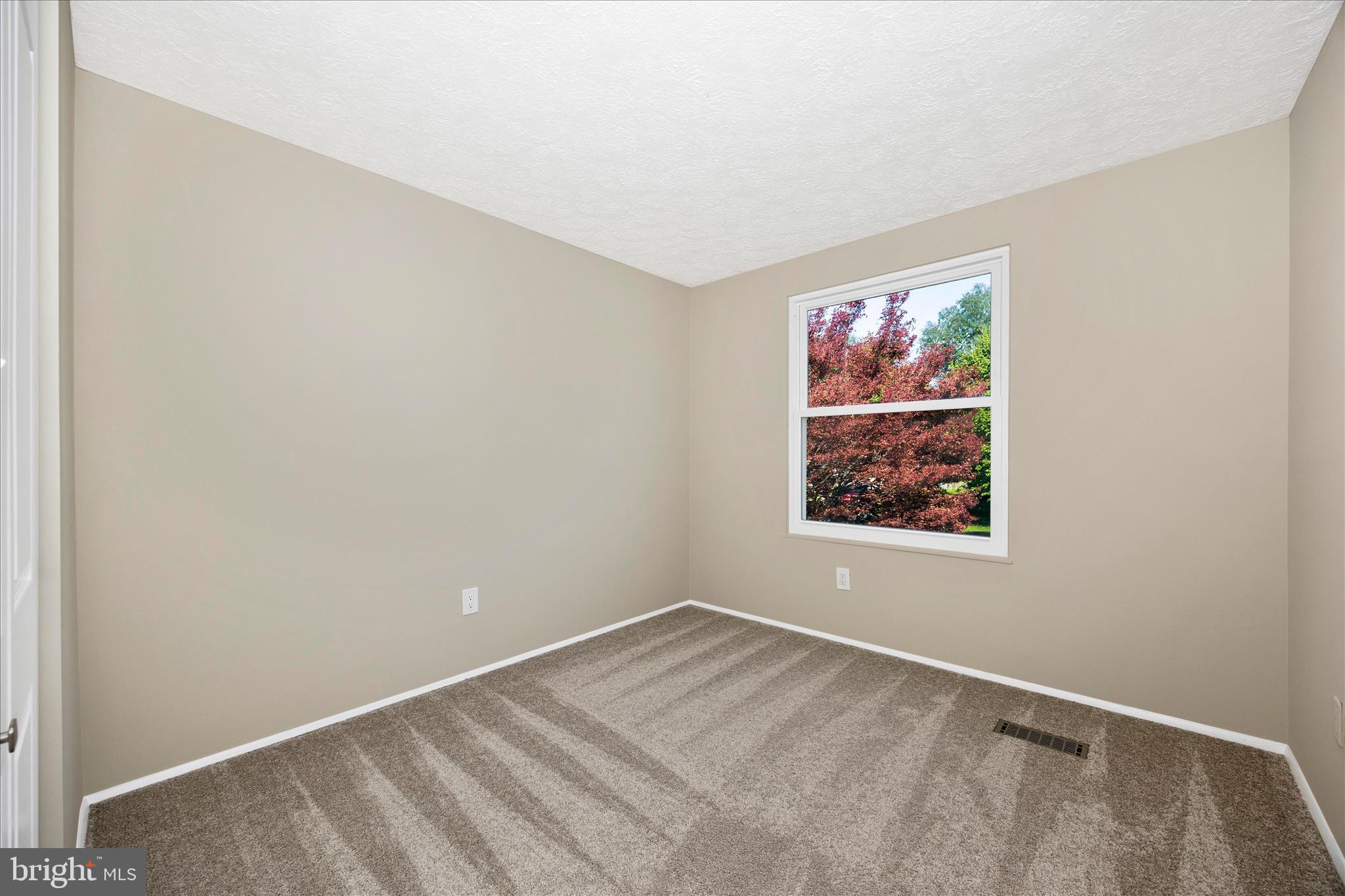 FOUNTAIN ROCK MANOR - Residential