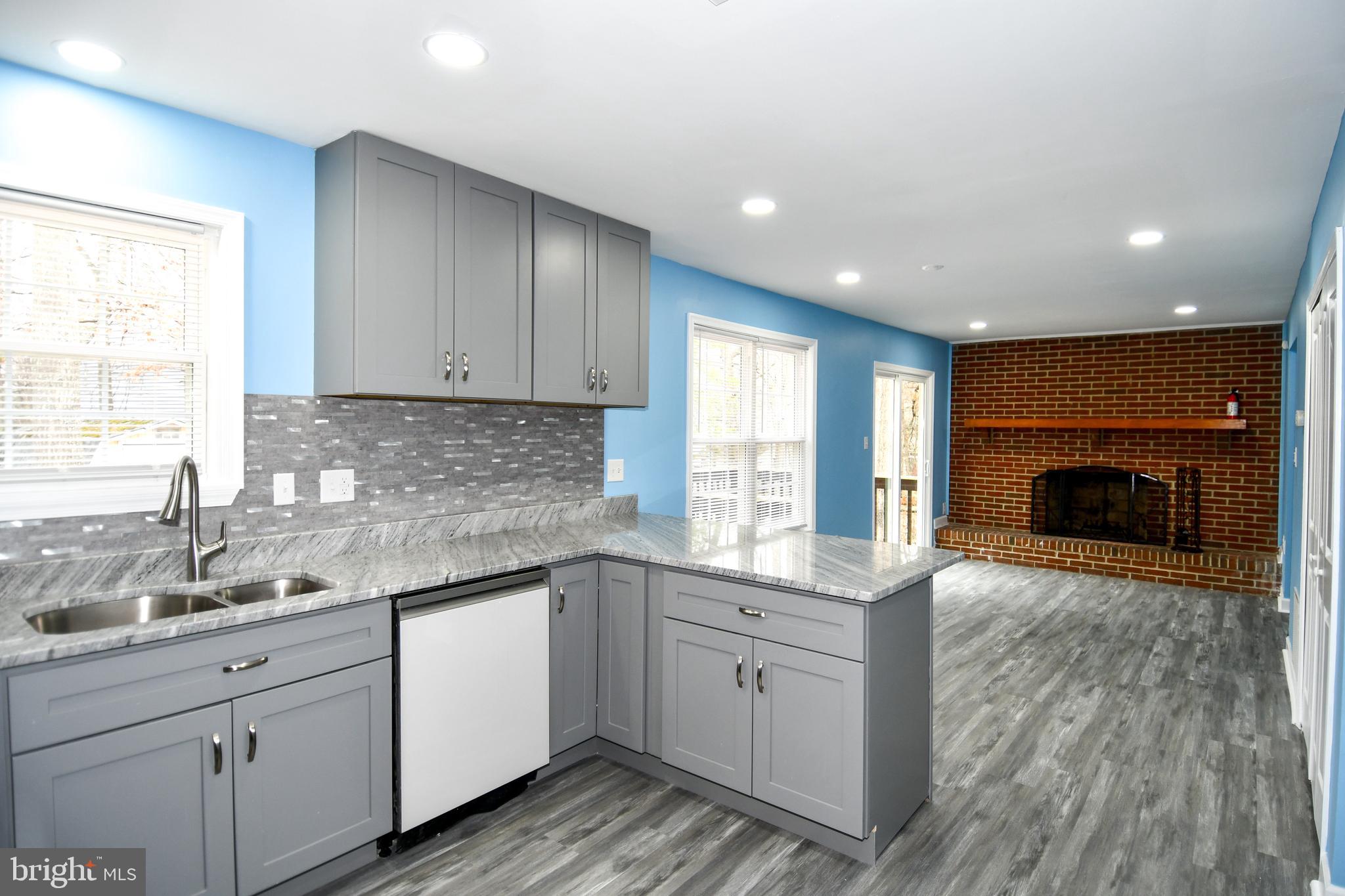 LANCASTER / WESTLAKE VILLAGE - Residential