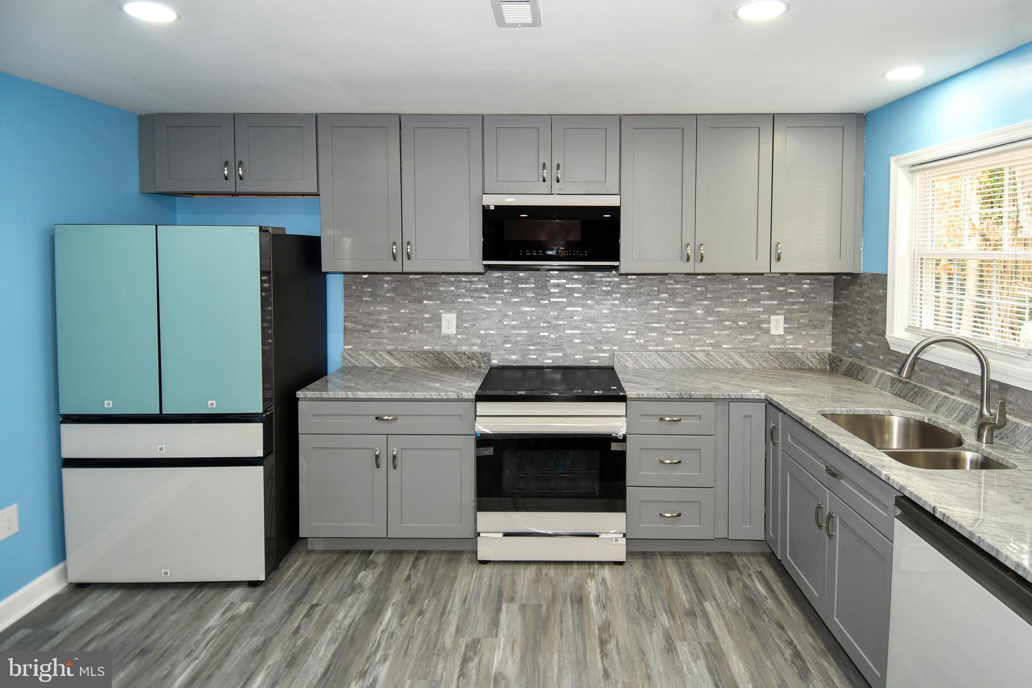 LANCASTER / WESTLAKE VILLAGE - Residential