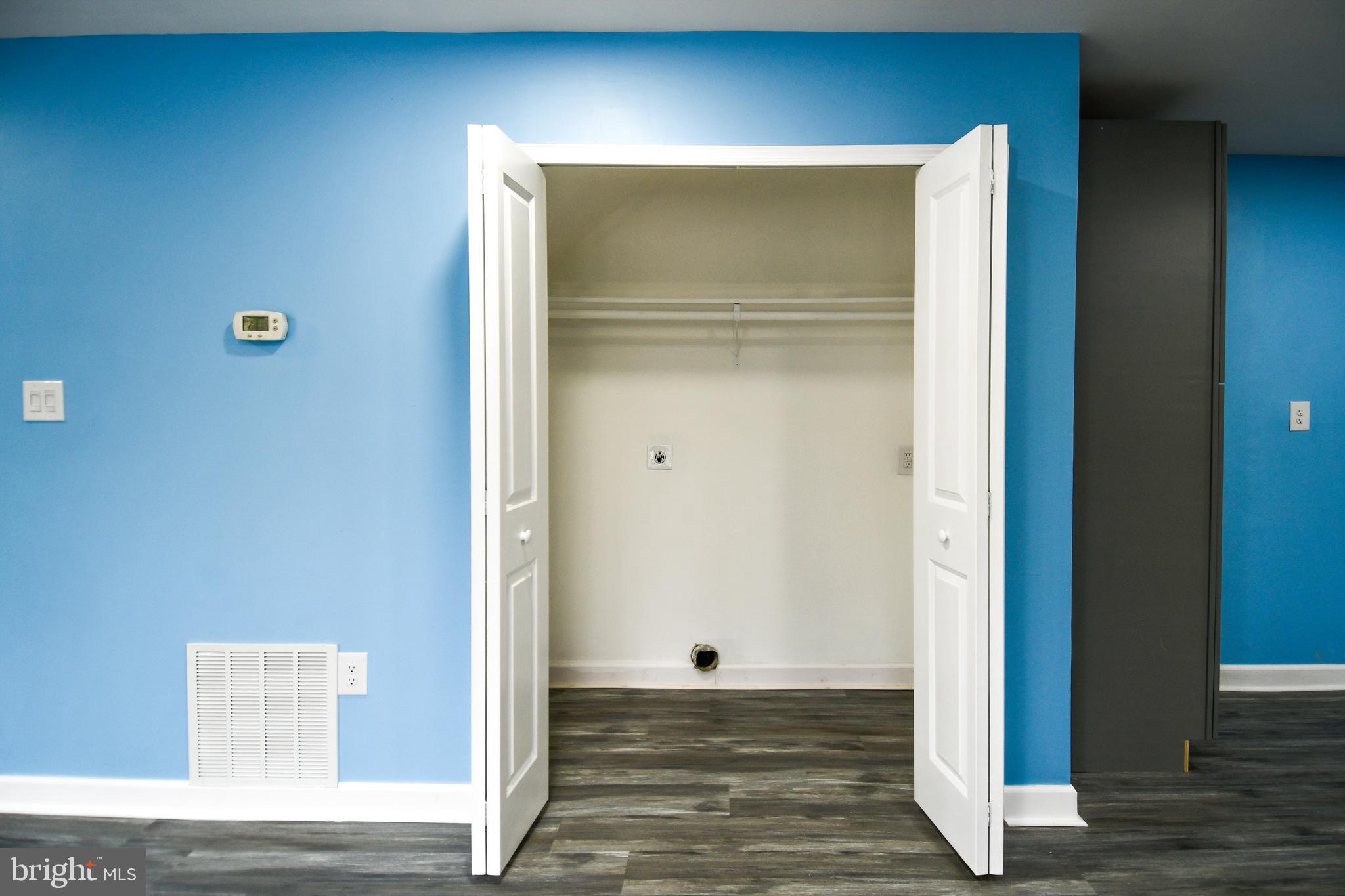 LANCASTER / WESTLAKE VILLAGE - Residential