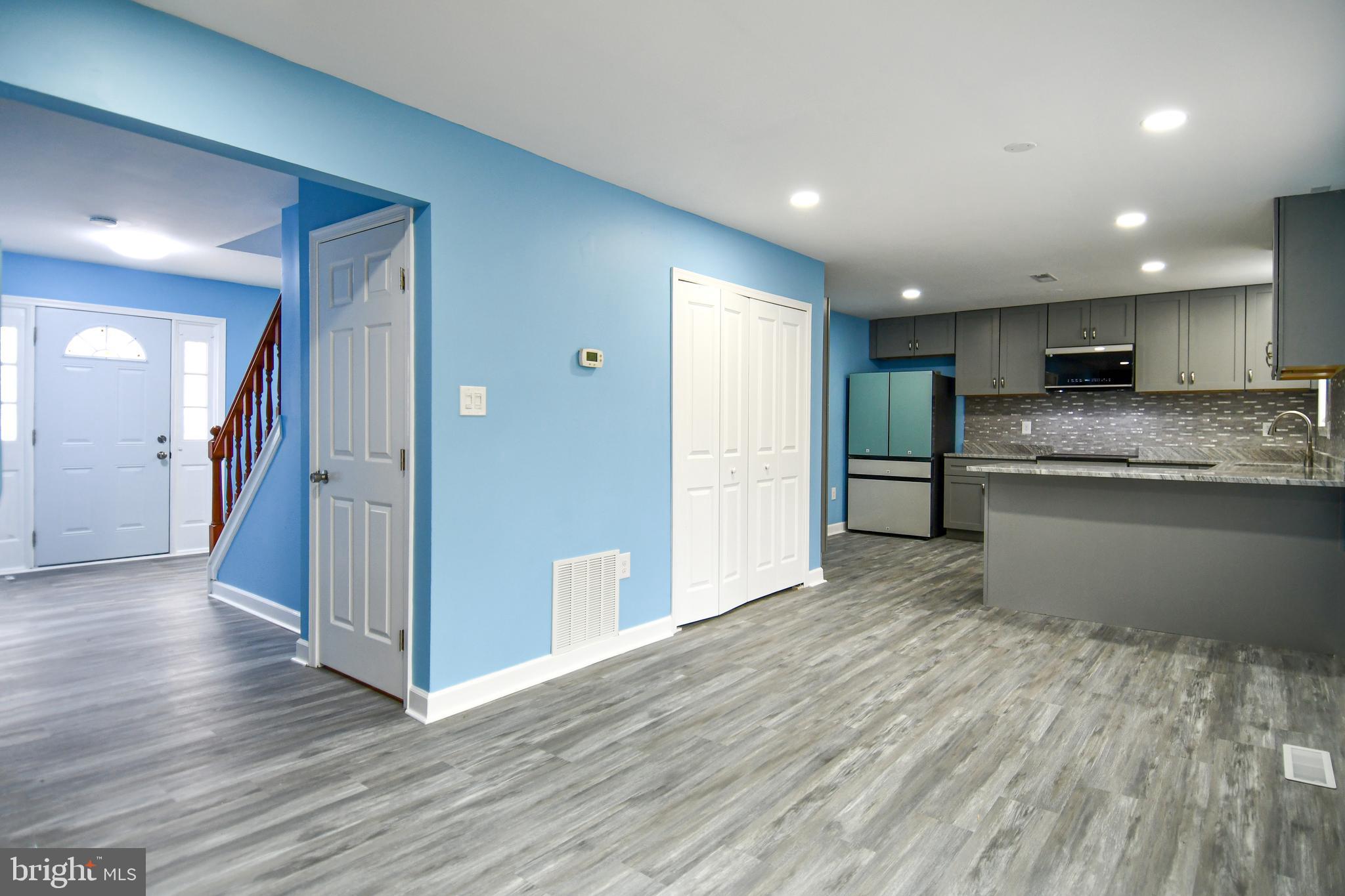 LANCASTER / WESTLAKE VILLAGE - Residential