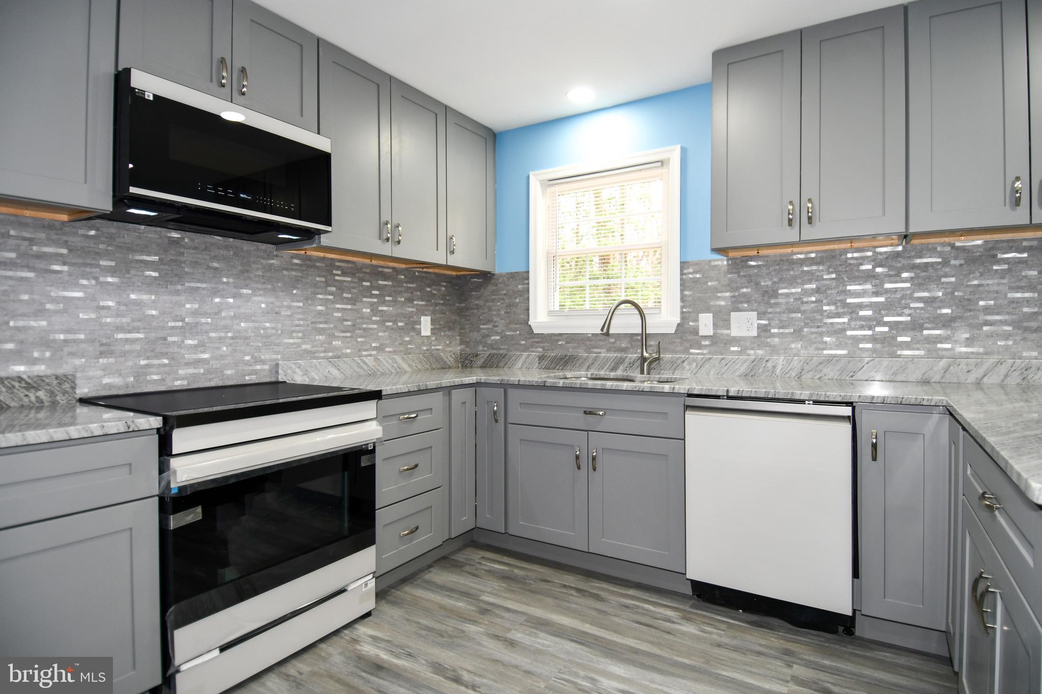 LANCASTER / WESTLAKE VILLAGE - Residential