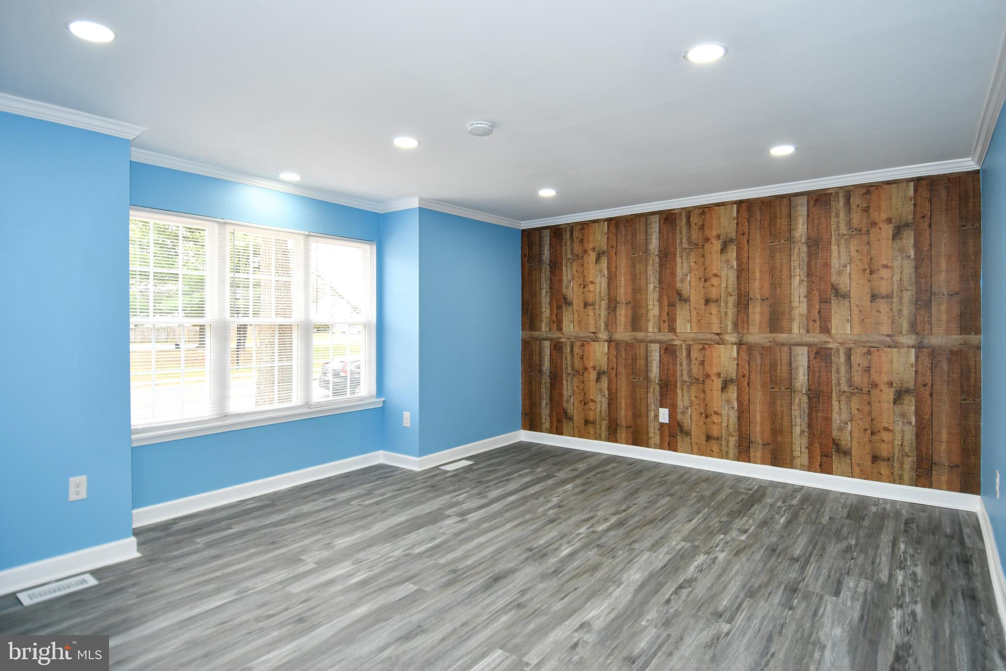 LANCASTER / WESTLAKE VILLAGE - Residential