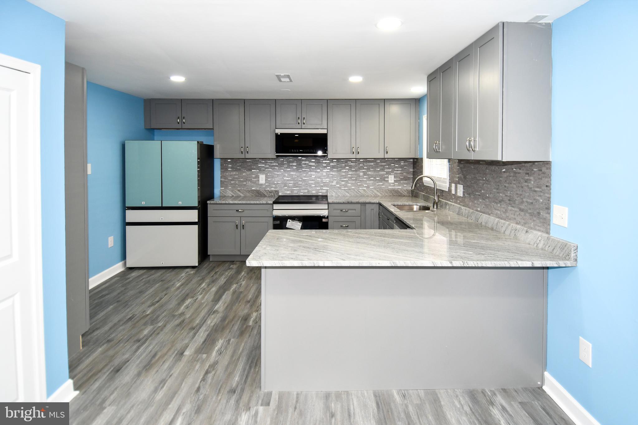 LANCASTER / WESTLAKE VILLAGE - Residential