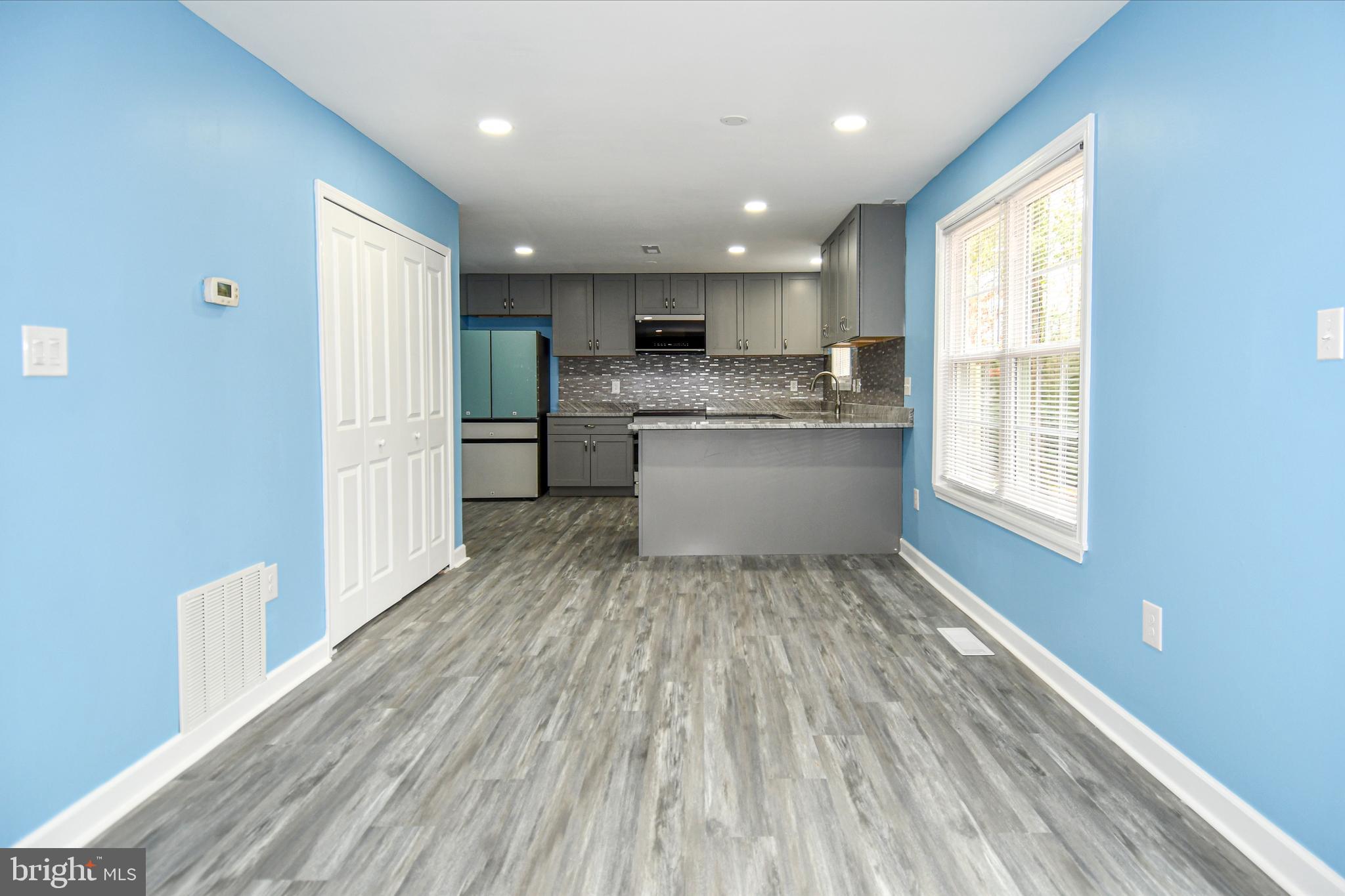 LANCASTER / WESTLAKE VILLAGE - Residential