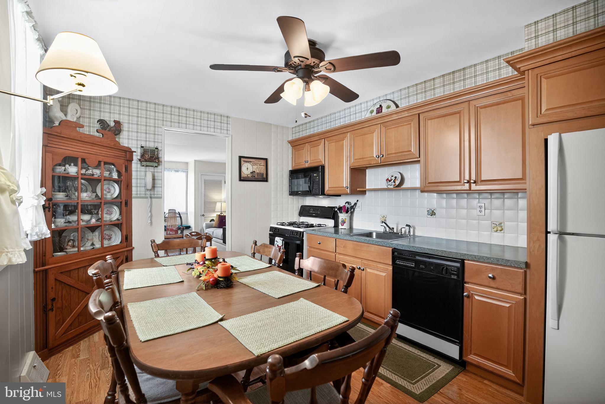 GLENSIDE - Residential