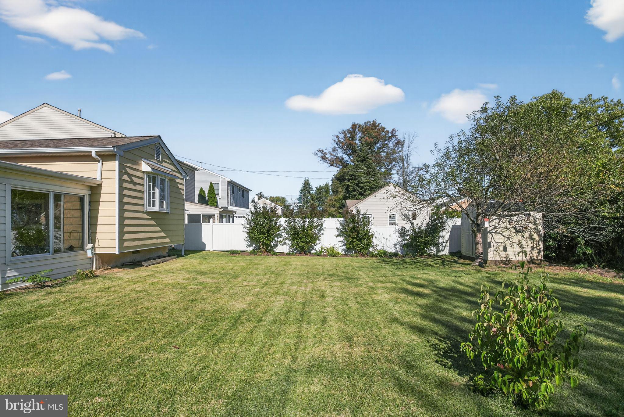 GLENSIDE - Residential