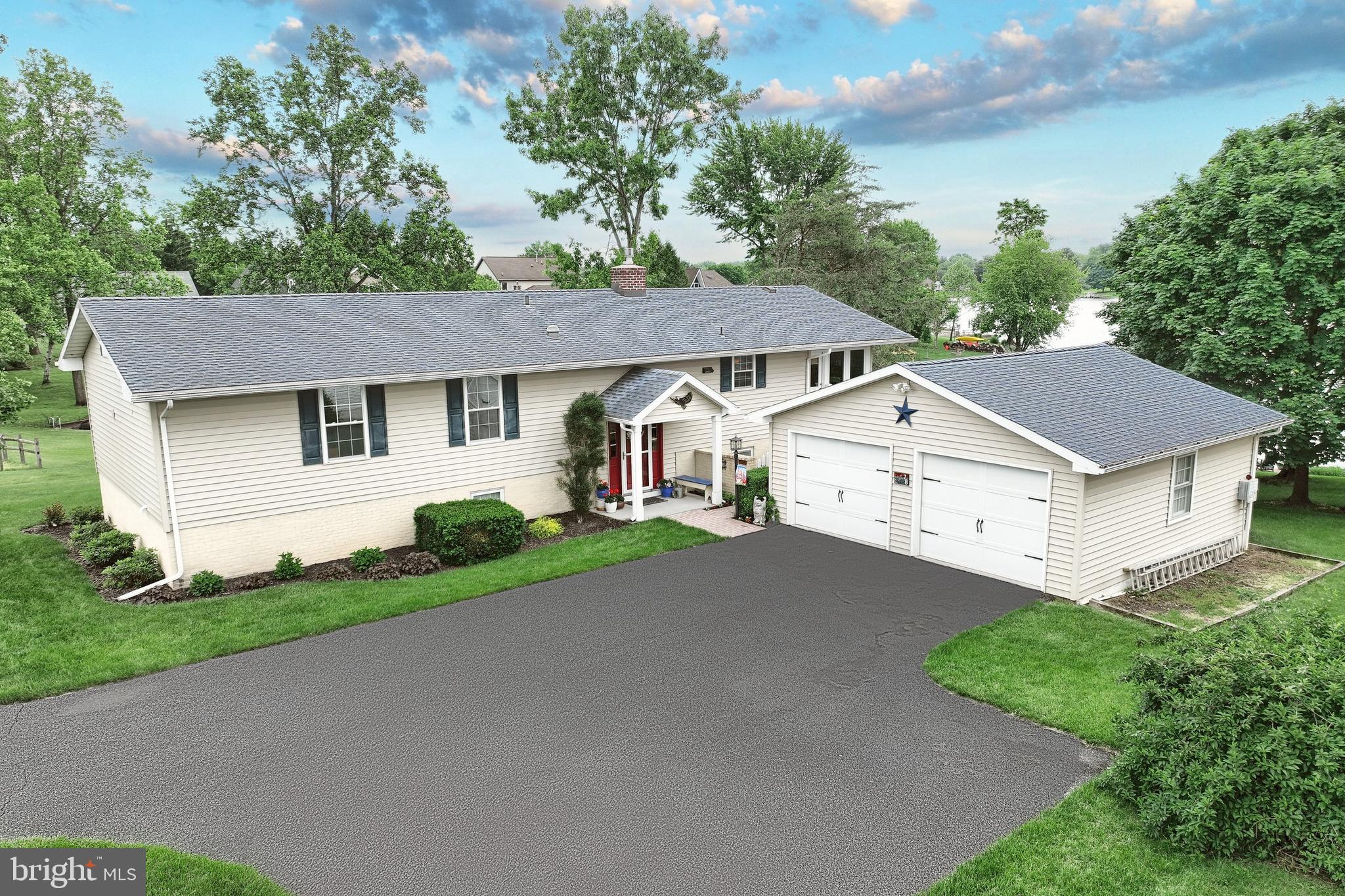 78 HERITAGE DRIVE