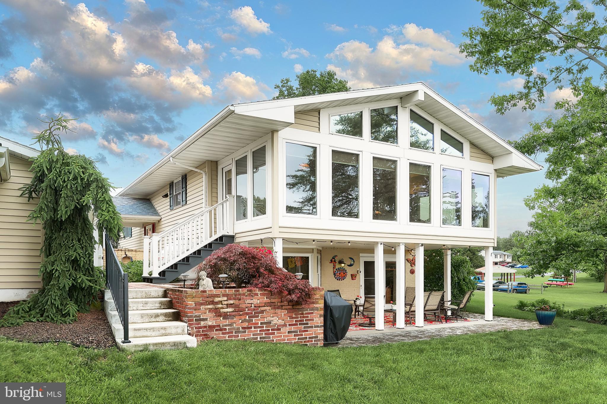 78 HERITAGE DRIVE