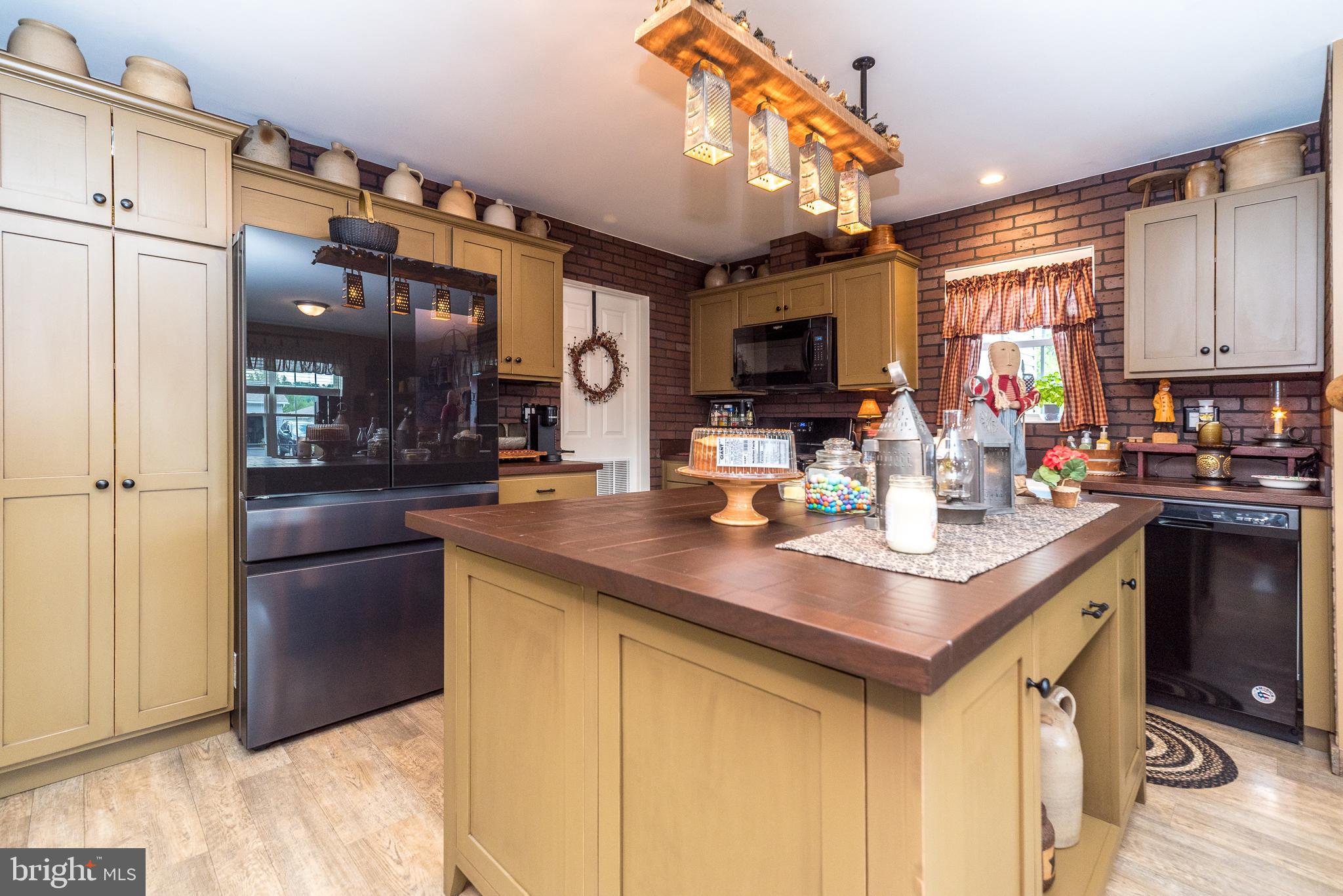 SPRING VALLEY VILLAG - Residential
