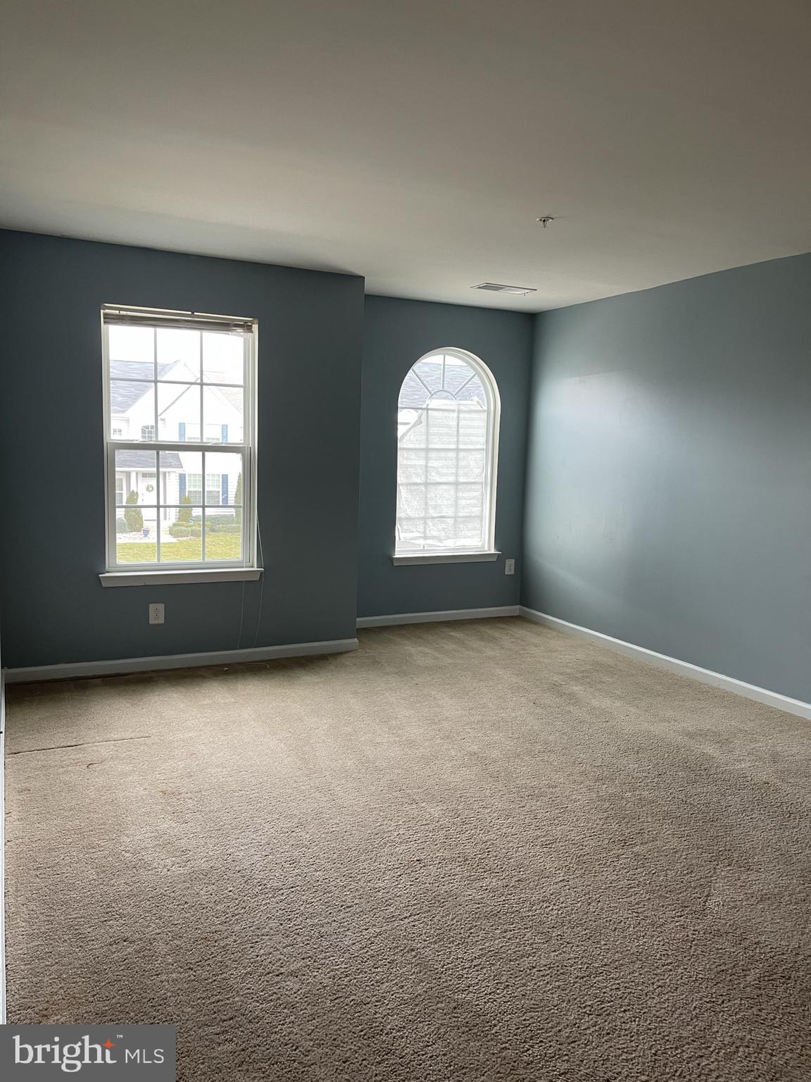 BRENTWOOD - Residential Lease