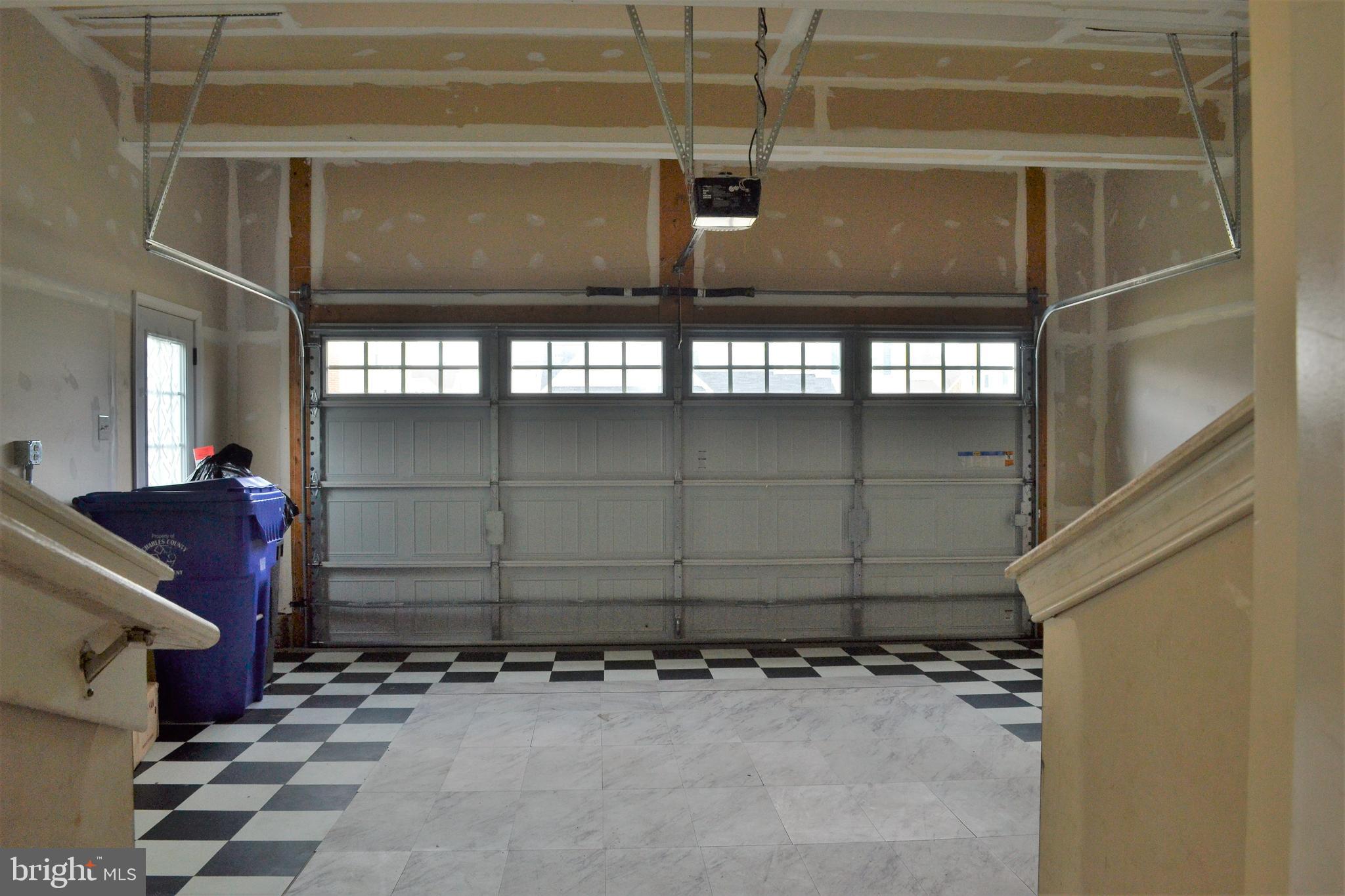 BRENTWOOD - Residential Lease