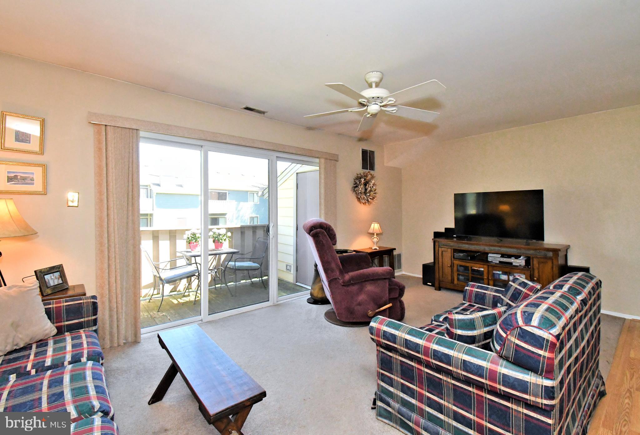 WOOD HOLLOW - Residential