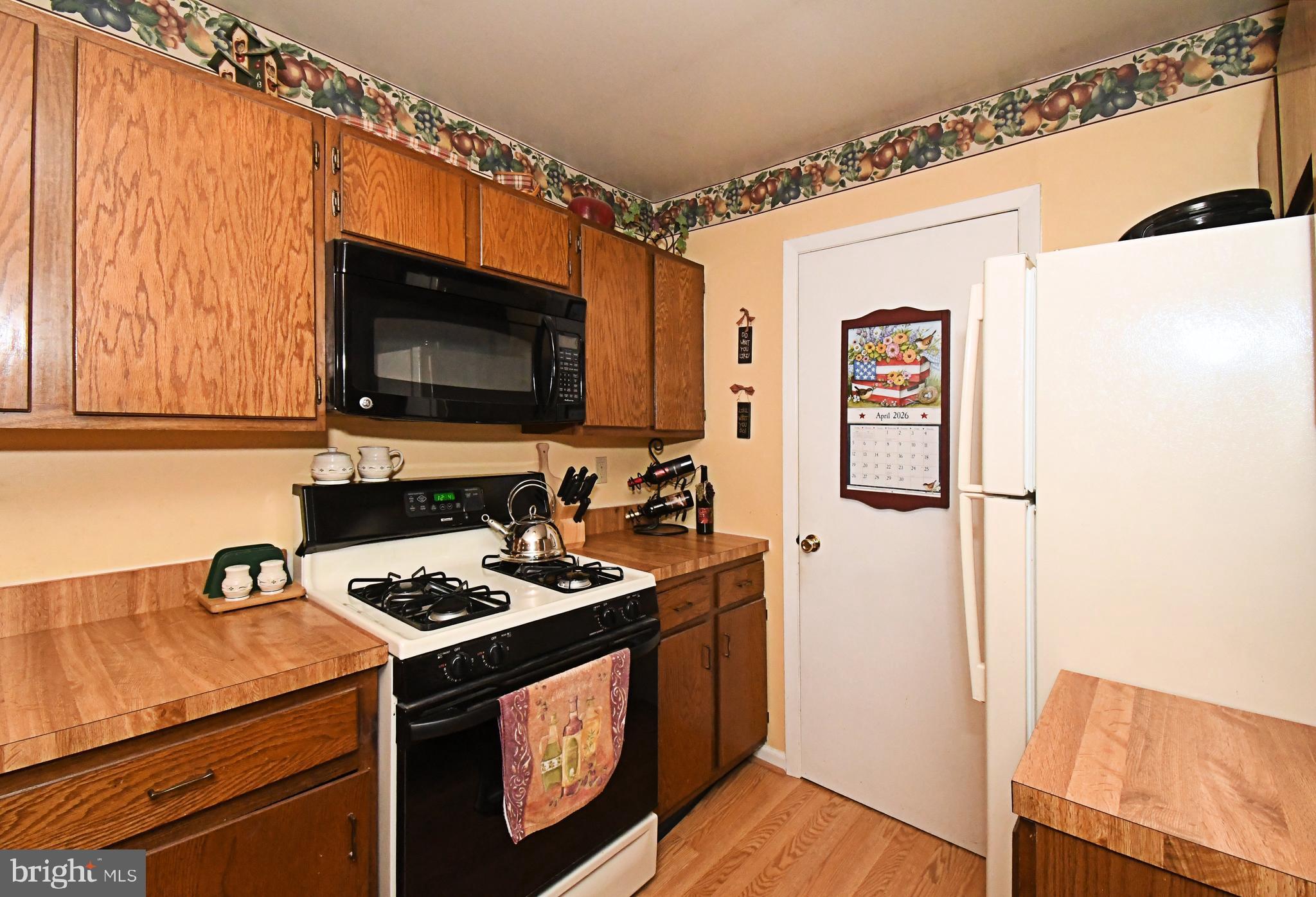 WOOD HOLLOW - Residential