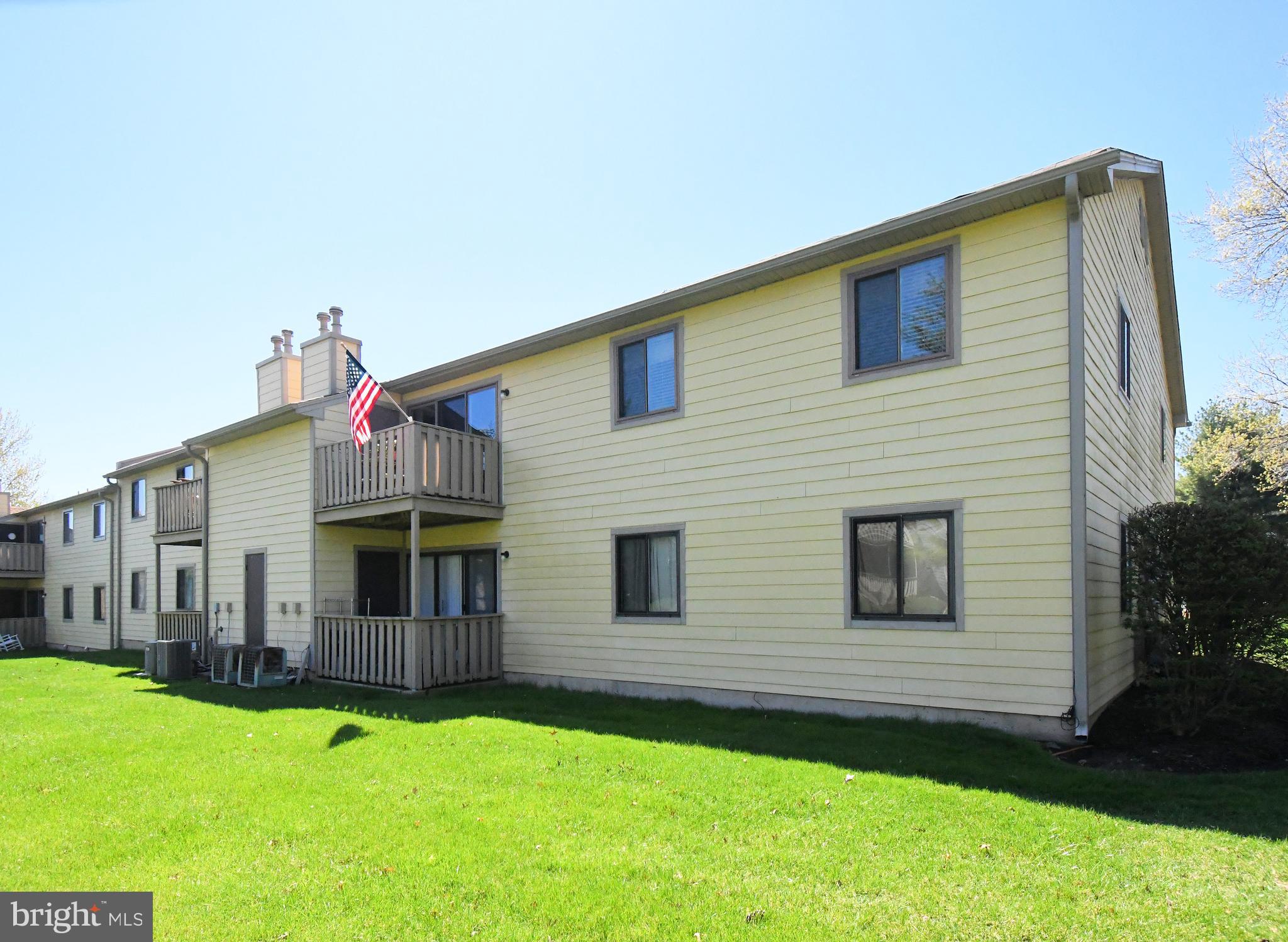 WOOD HOLLOW - Residential