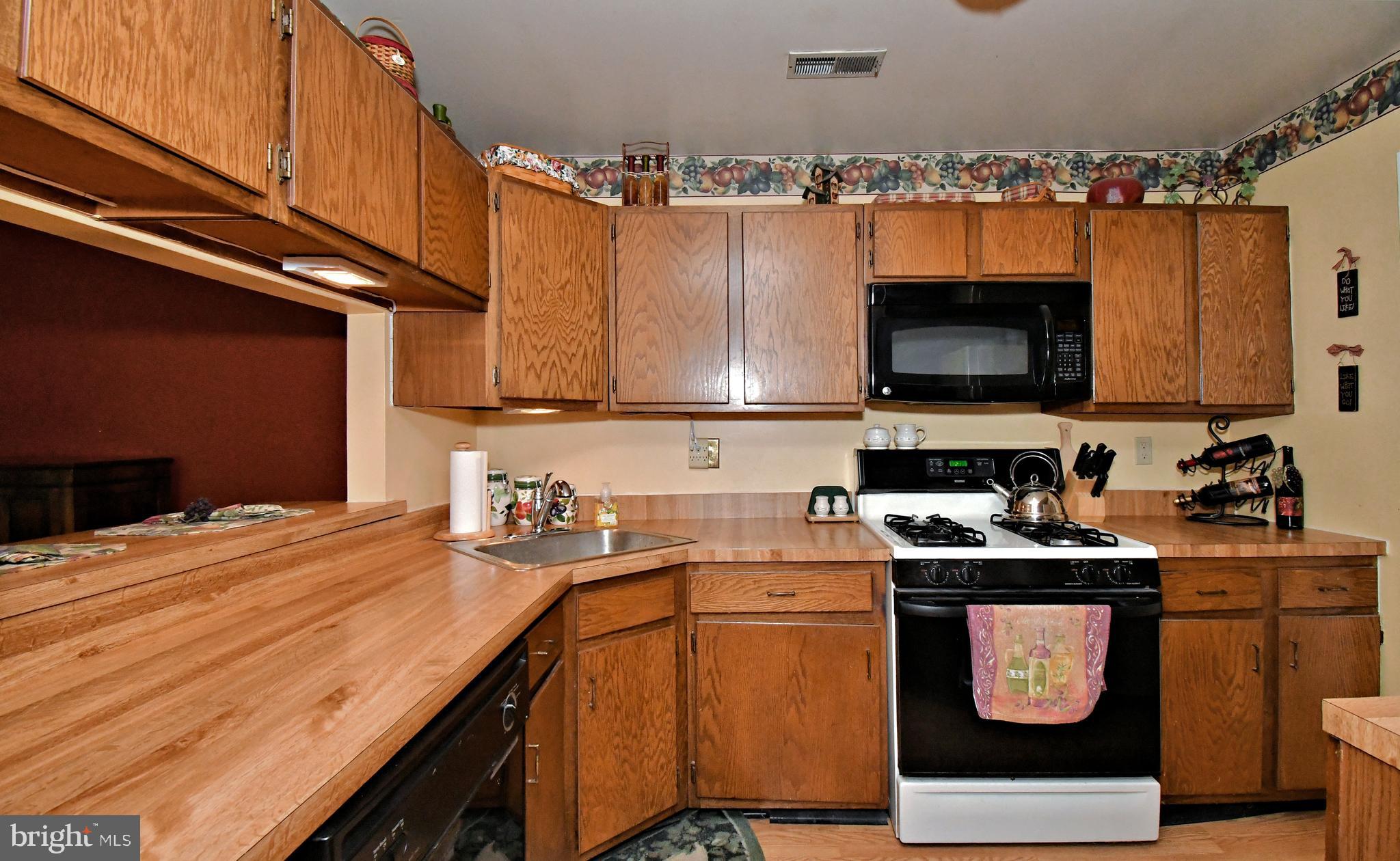 WOOD HOLLOW - Residential