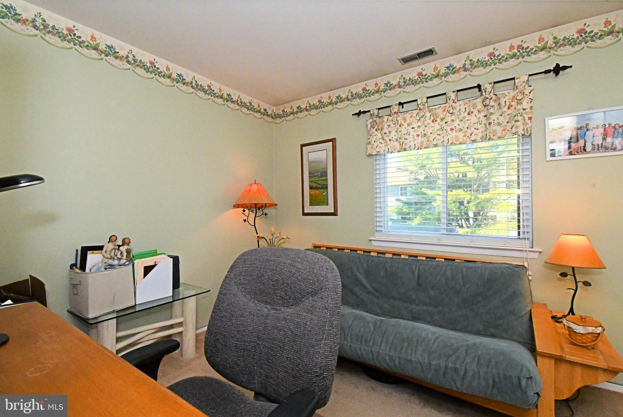 WOOD HOLLOW - Residential