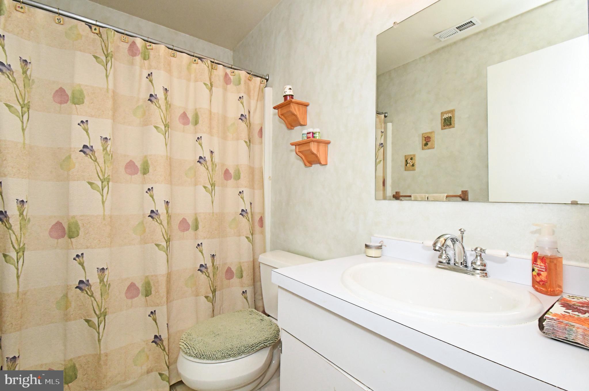 WOOD HOLLOW - Residential