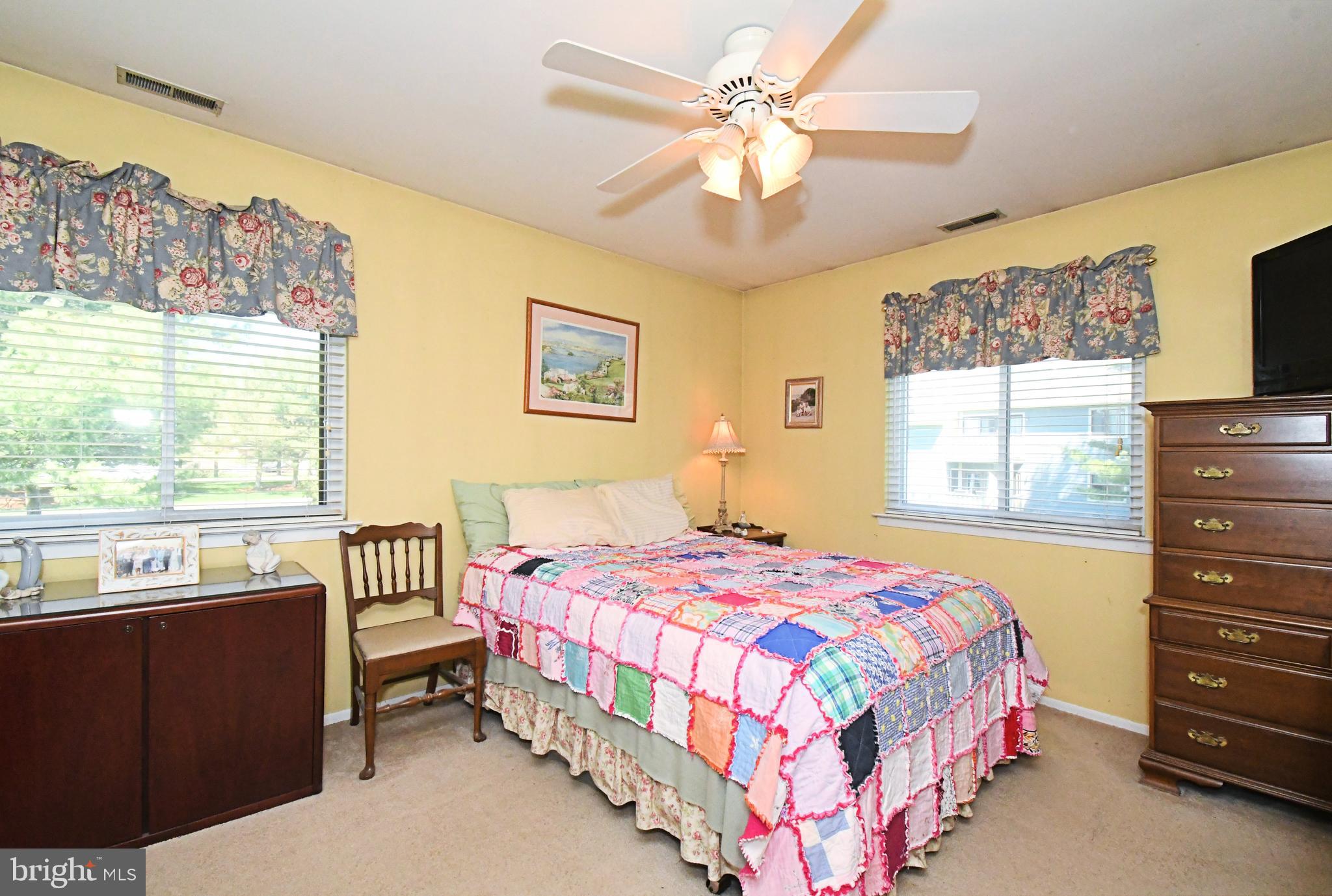 WOOD HOLLOW - Residential