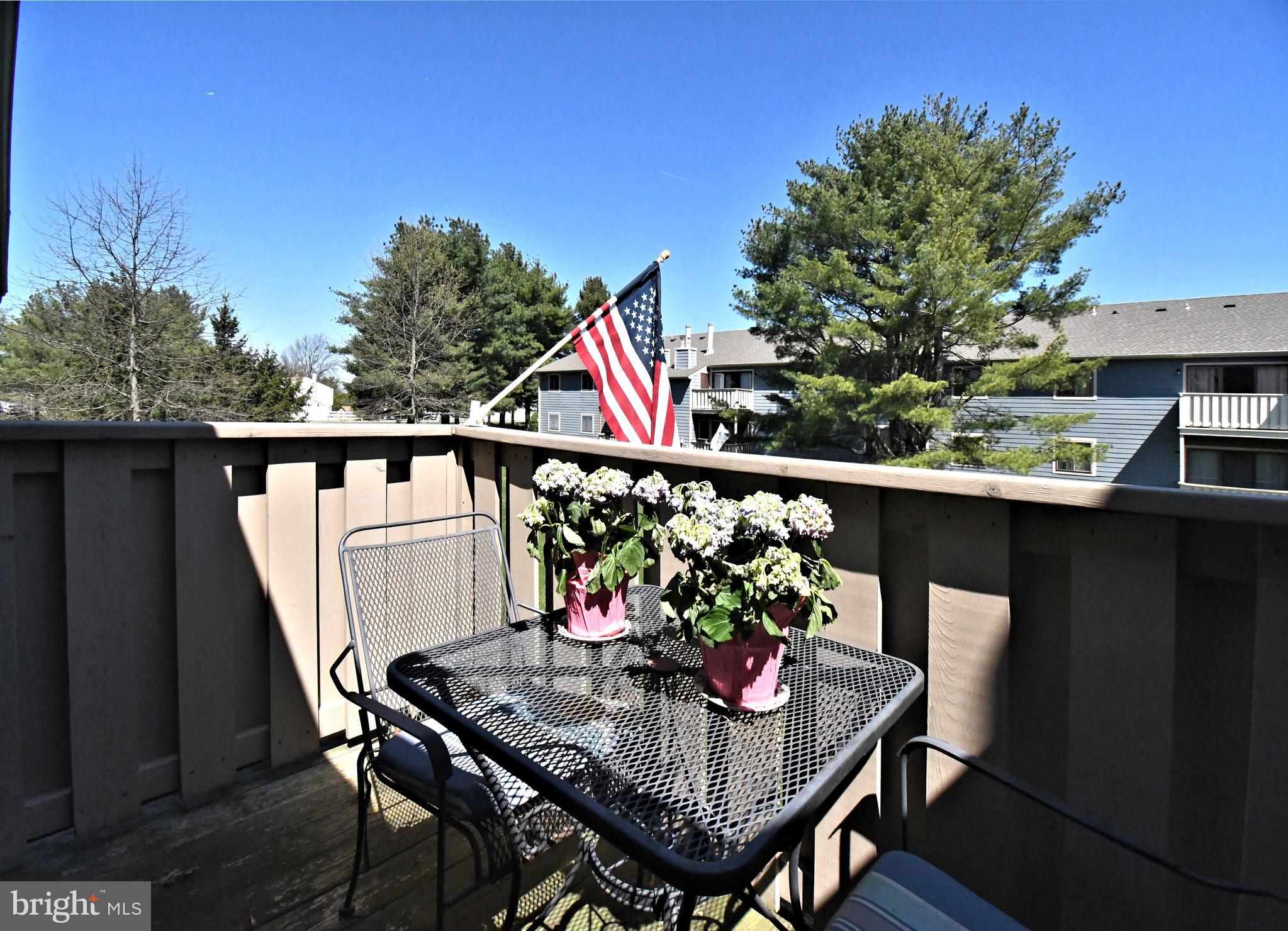 WOOD HOLLOW - Residential