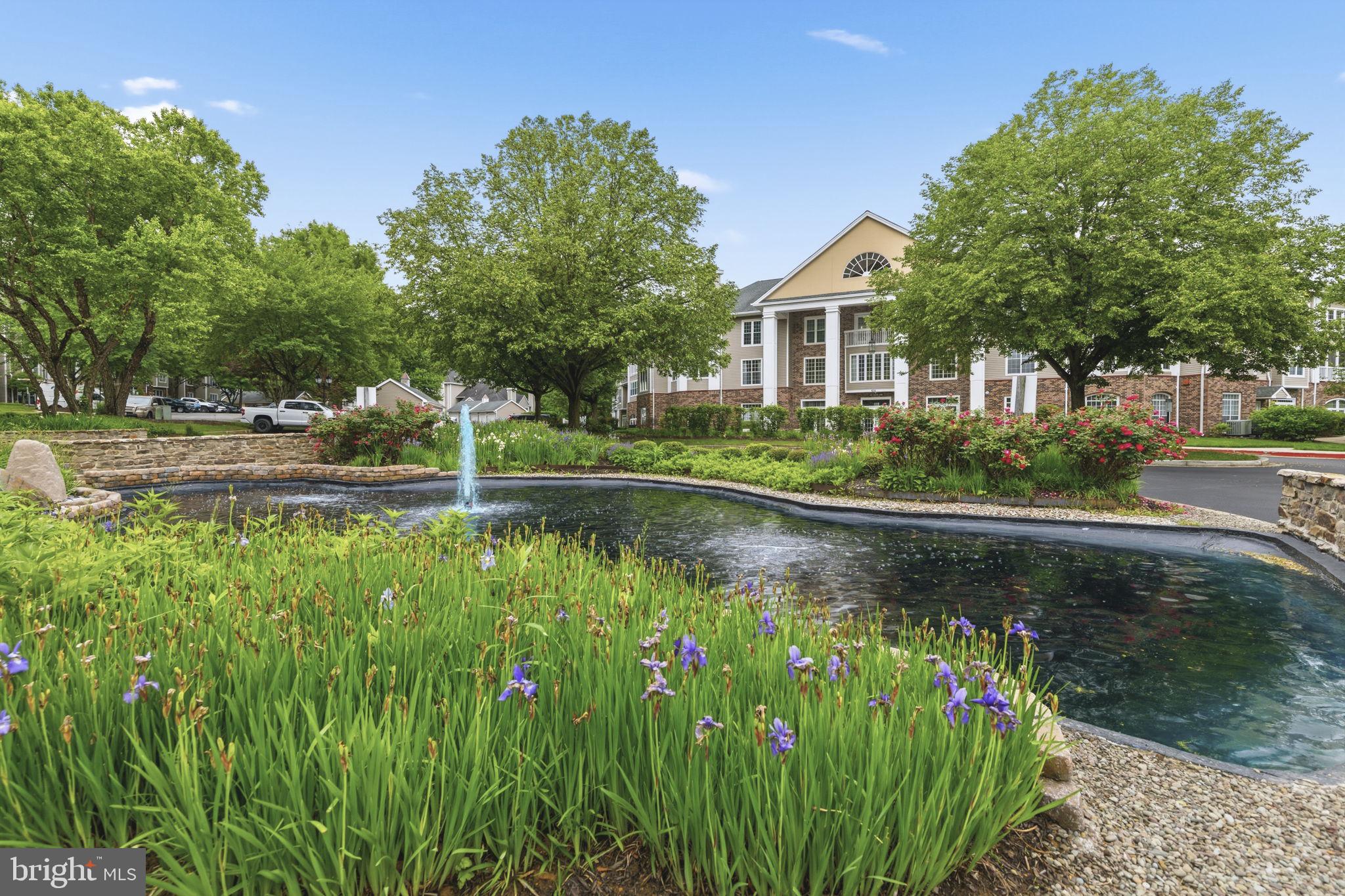 ENGLISH COUNTRY MANOR - Residential
