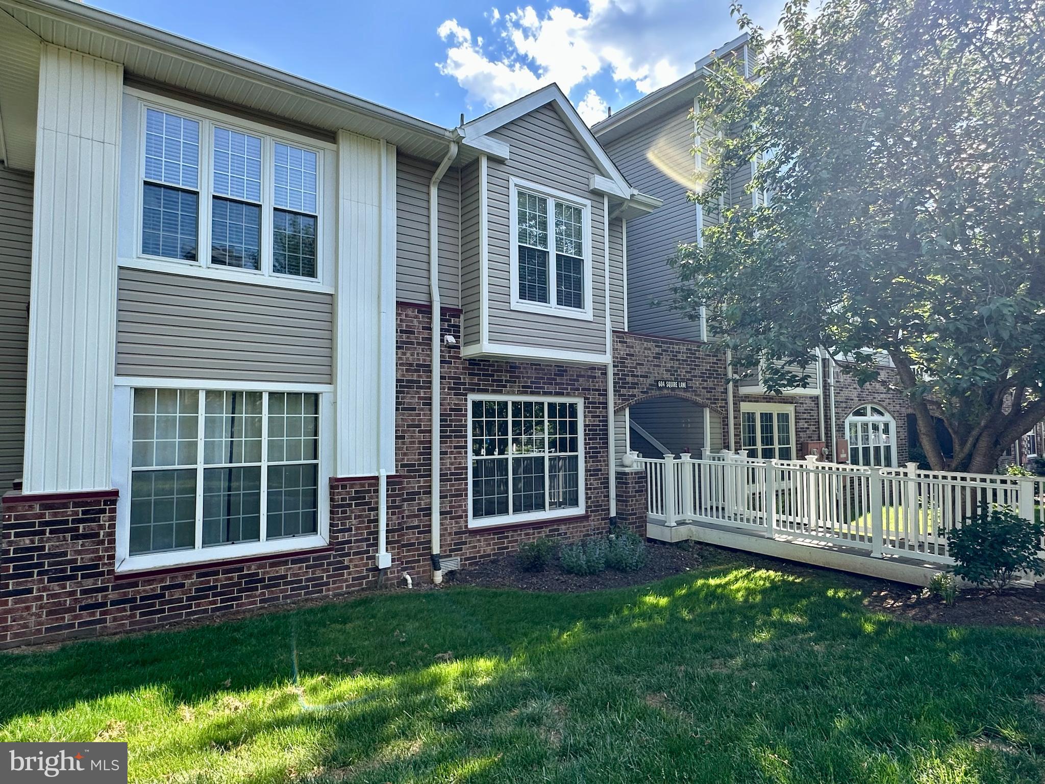 604 SQUIRE LANE G 604-G