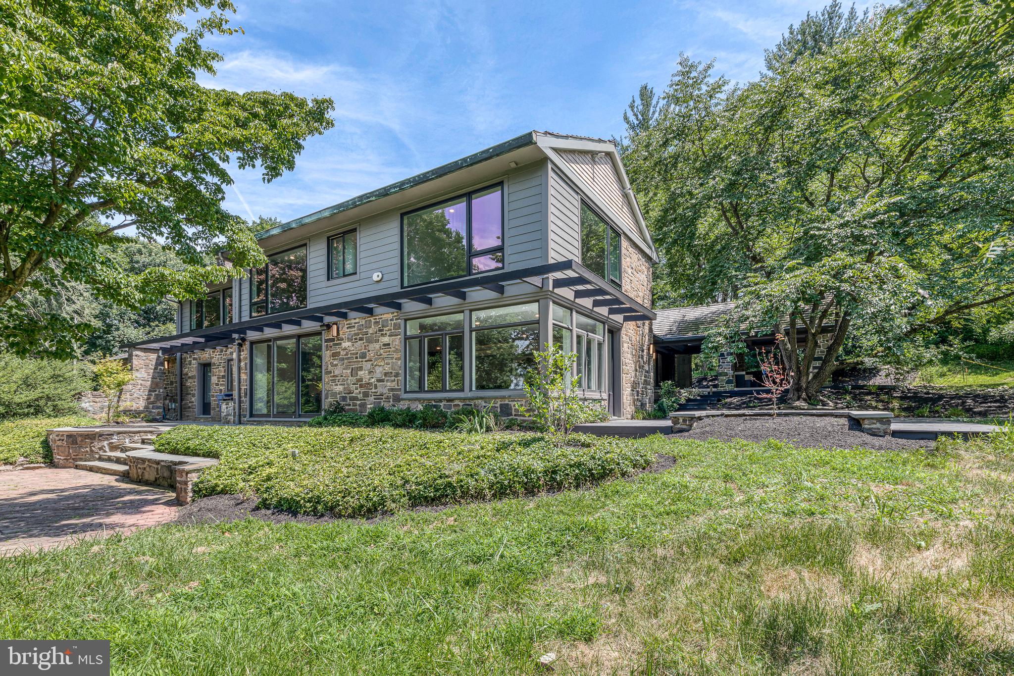 ANDORRA WOODS - Residential