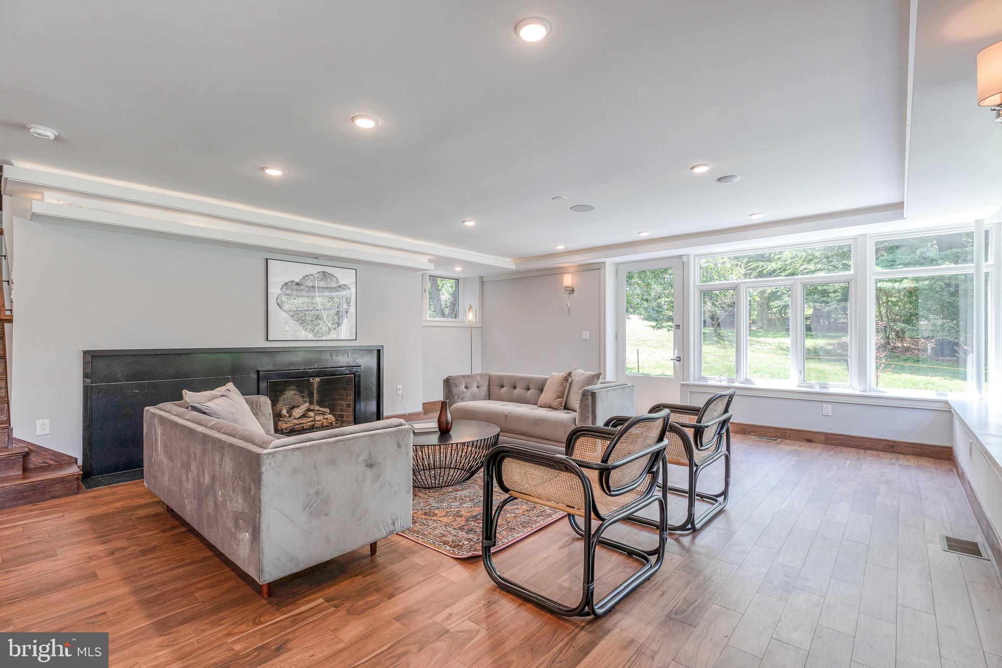 ANDORRA WOODS - Residential