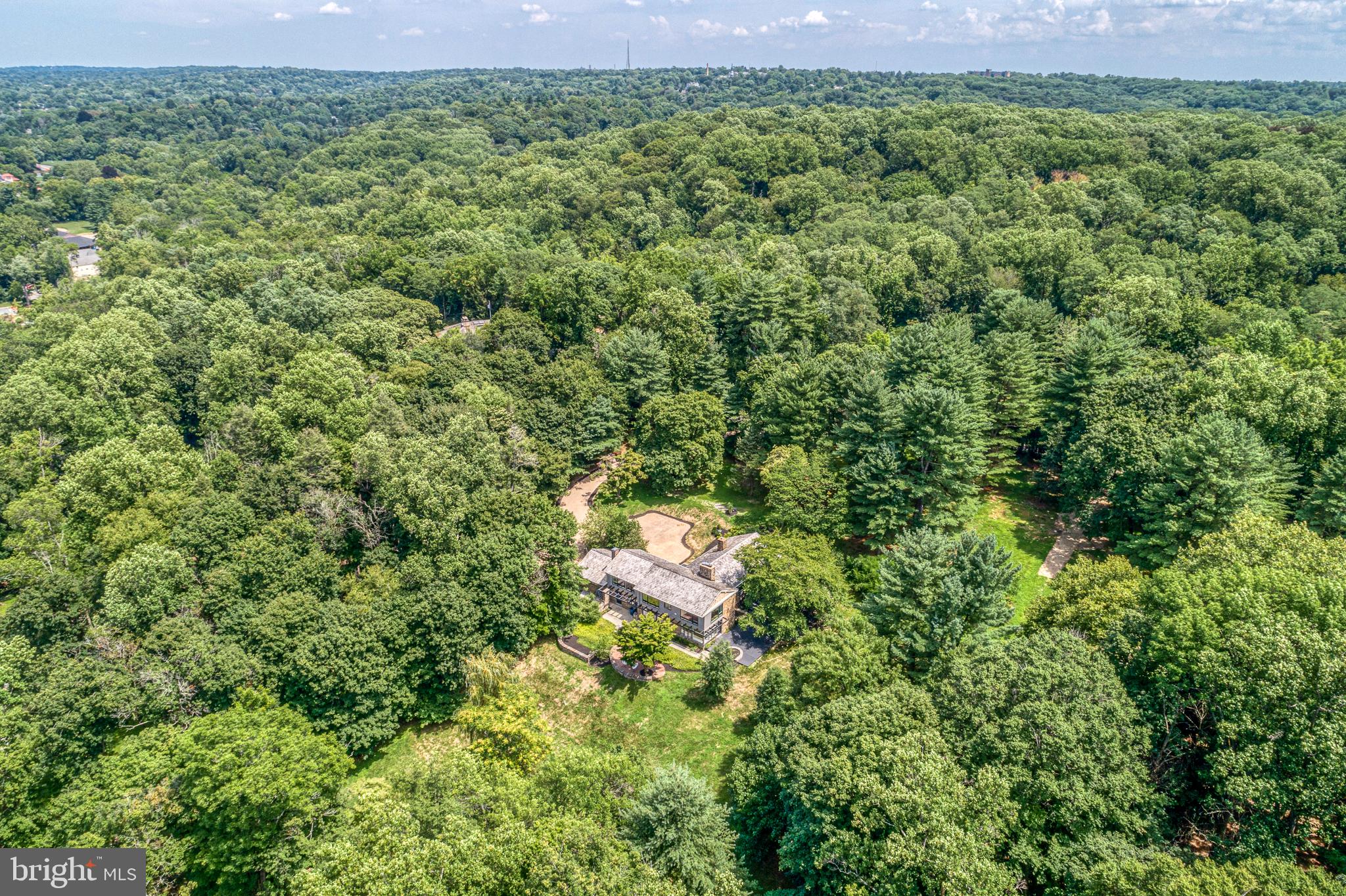 ANDORRA WOODS - Residential