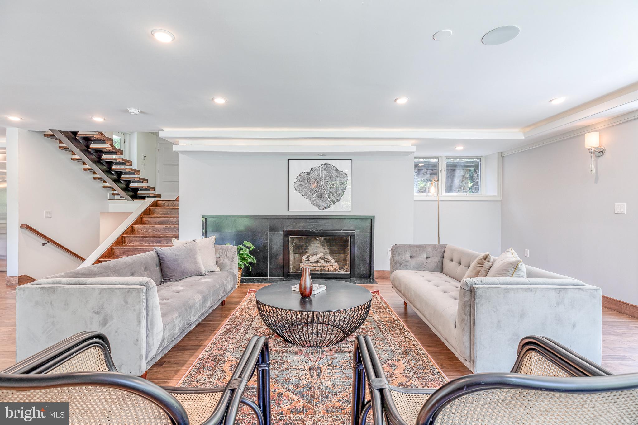 ANDORRA WOODS - Residential