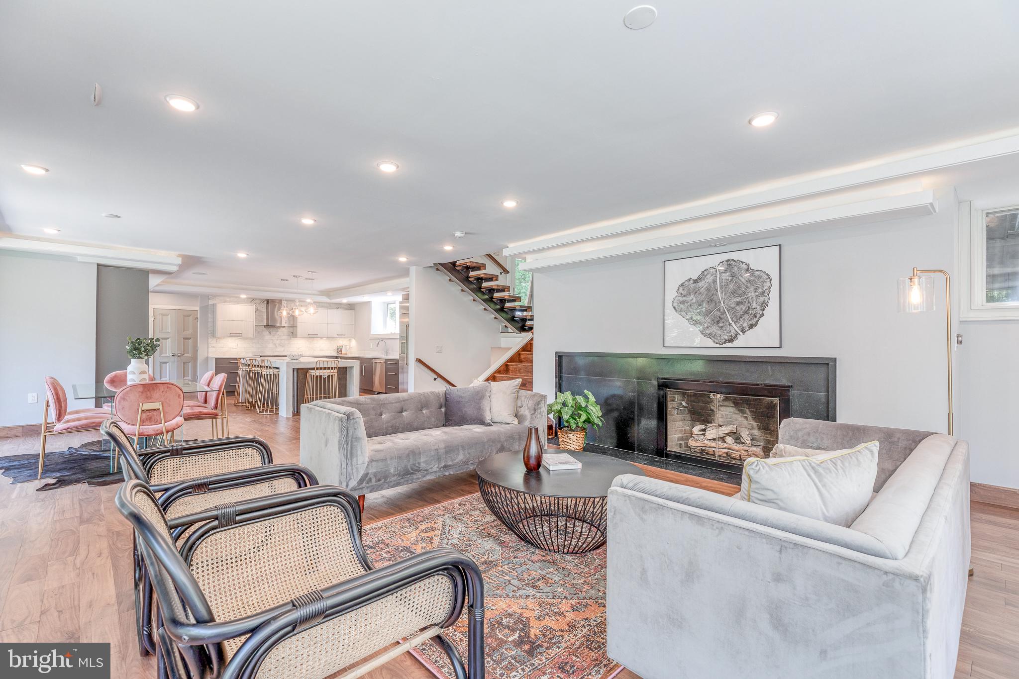 ANDORRA WOODS - Residential